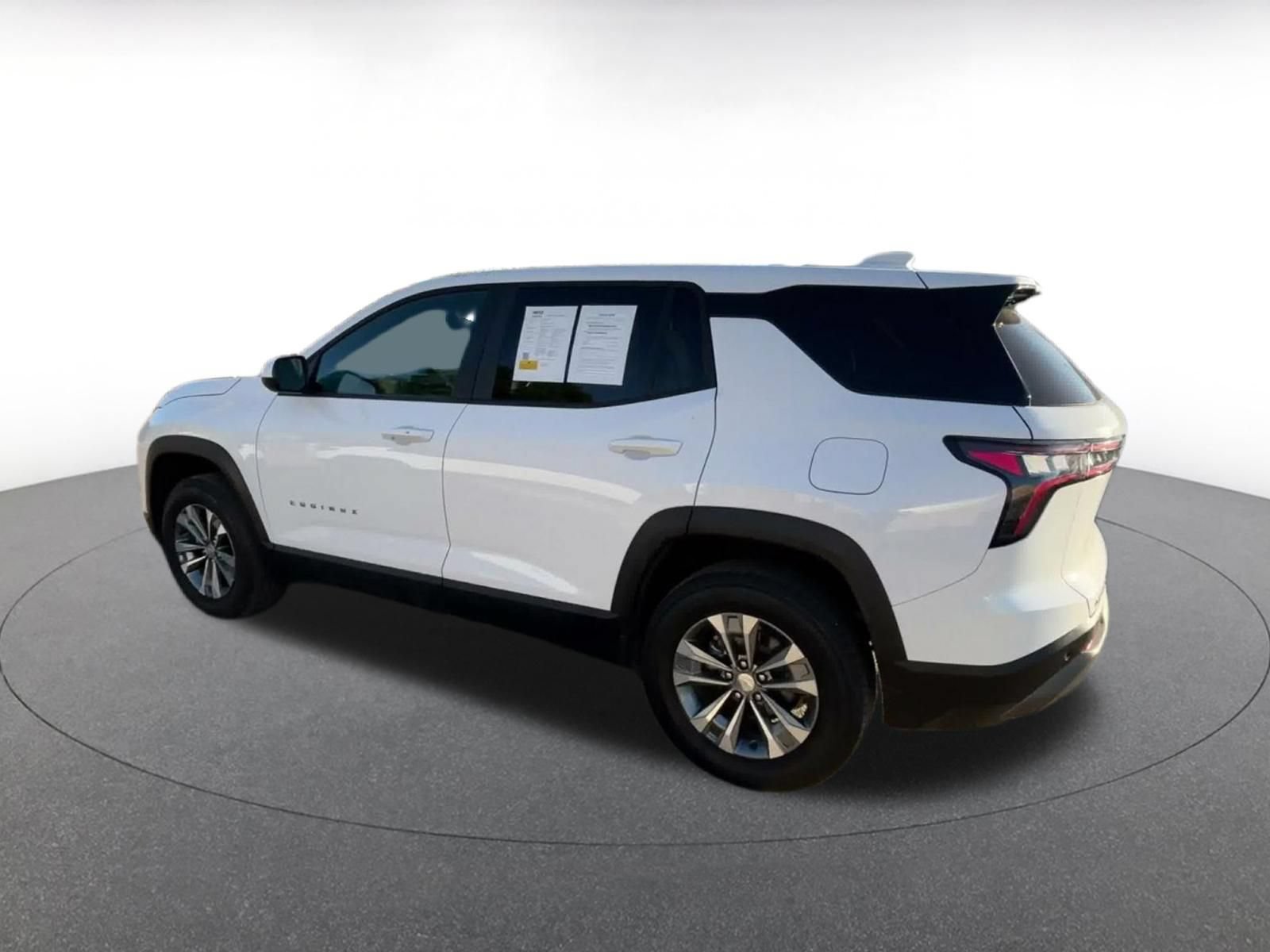 Thumbnail: 2025 Chevrolet Equinox - 9