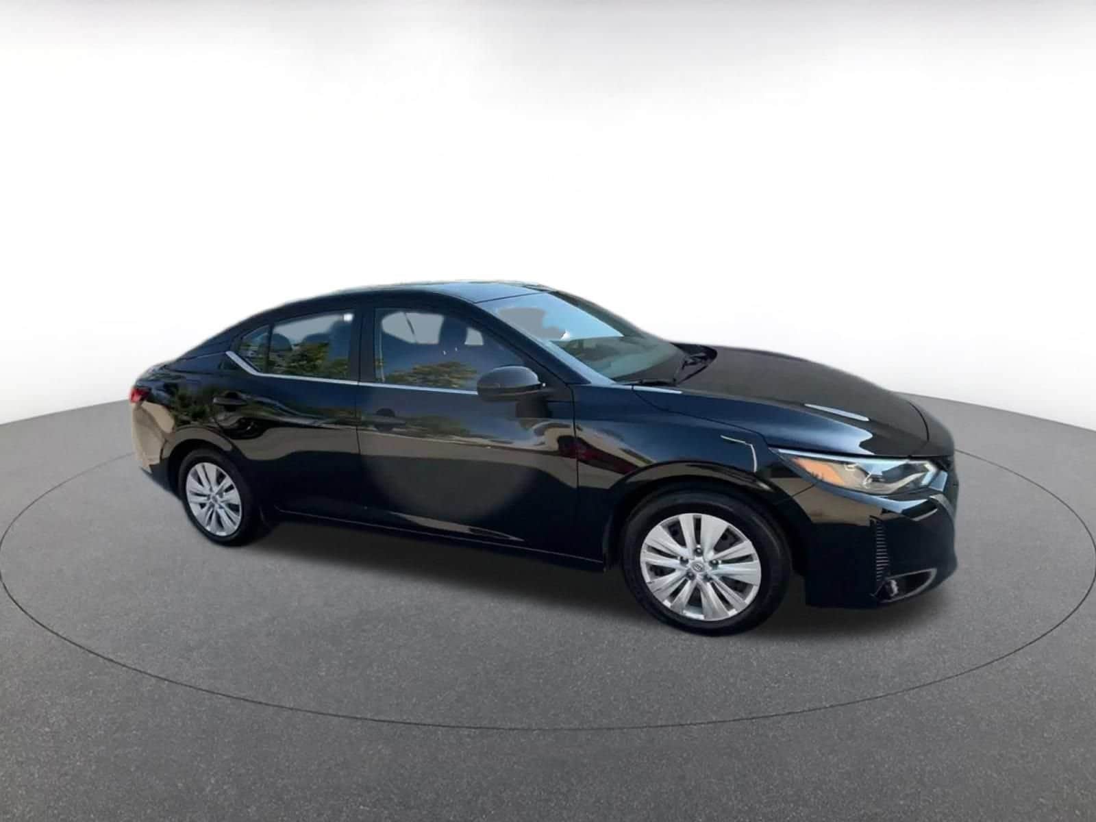 Thumbnail: 2025 Nissan Sentra - 2
