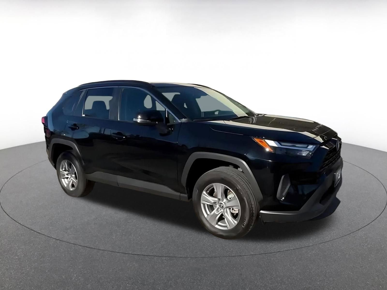 Thumbnail: 2025 Toyota RAV4 - 2