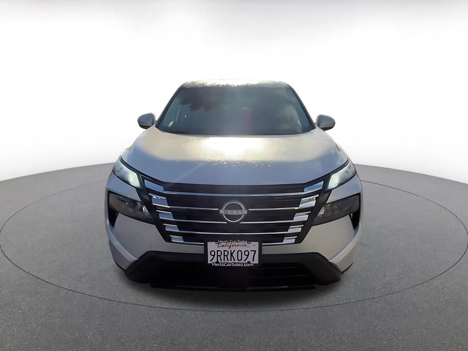 Thumbnail: 2025 Nissan Rogue - 4