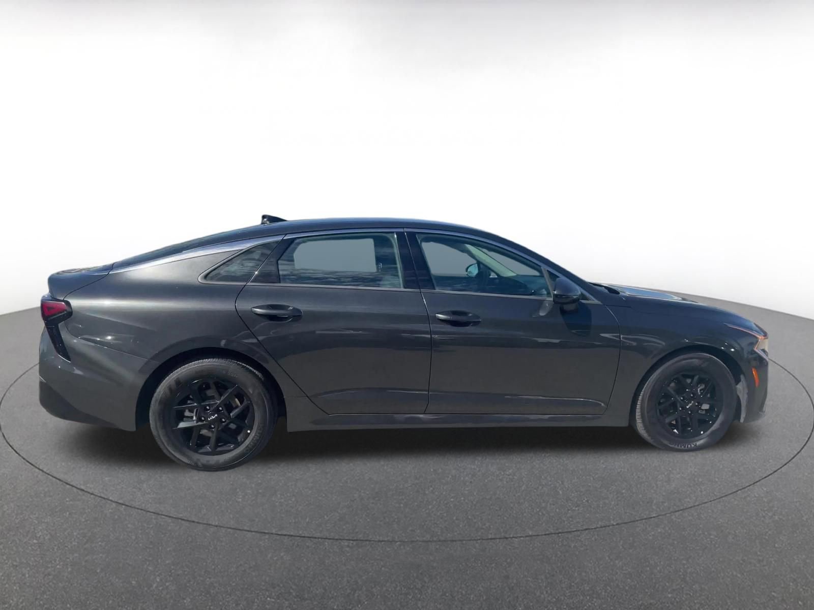 Thumbnail: 2025 Kia K5 - 16