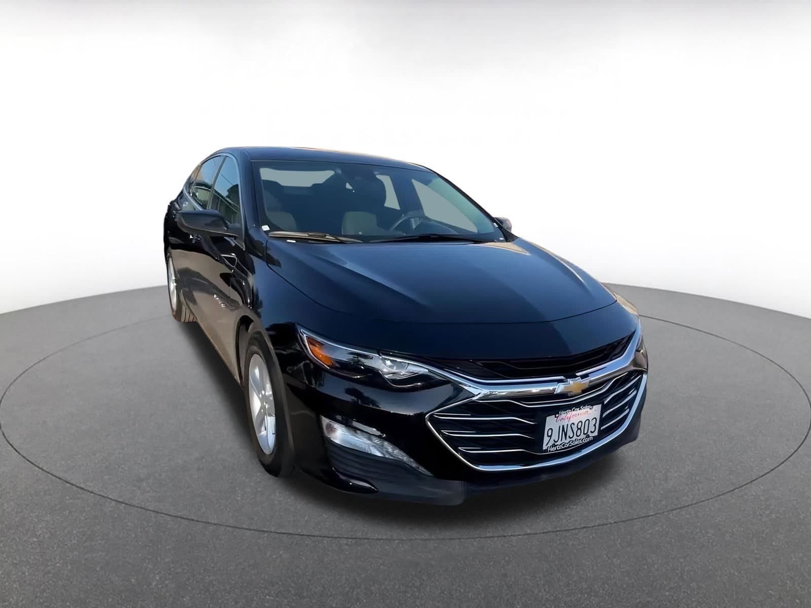 Thumbnail: 2024 Chevrolet Malibu - 3