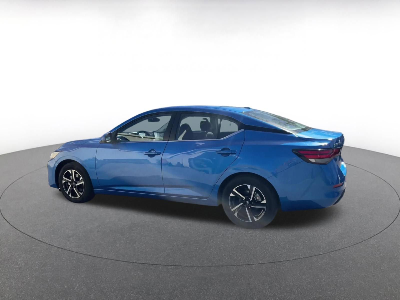 Thumbnail: 2025 Nissan Sentra - 9