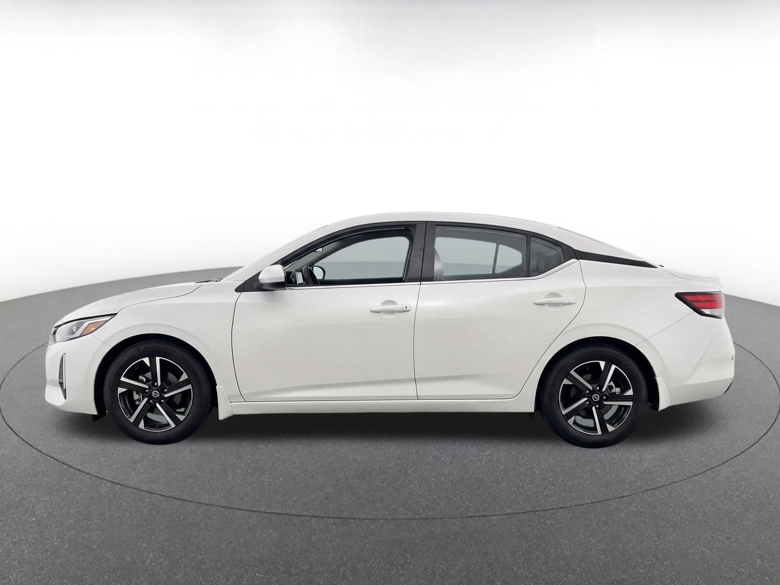 Thumbnail: 2025 Nissan Sentra - 4