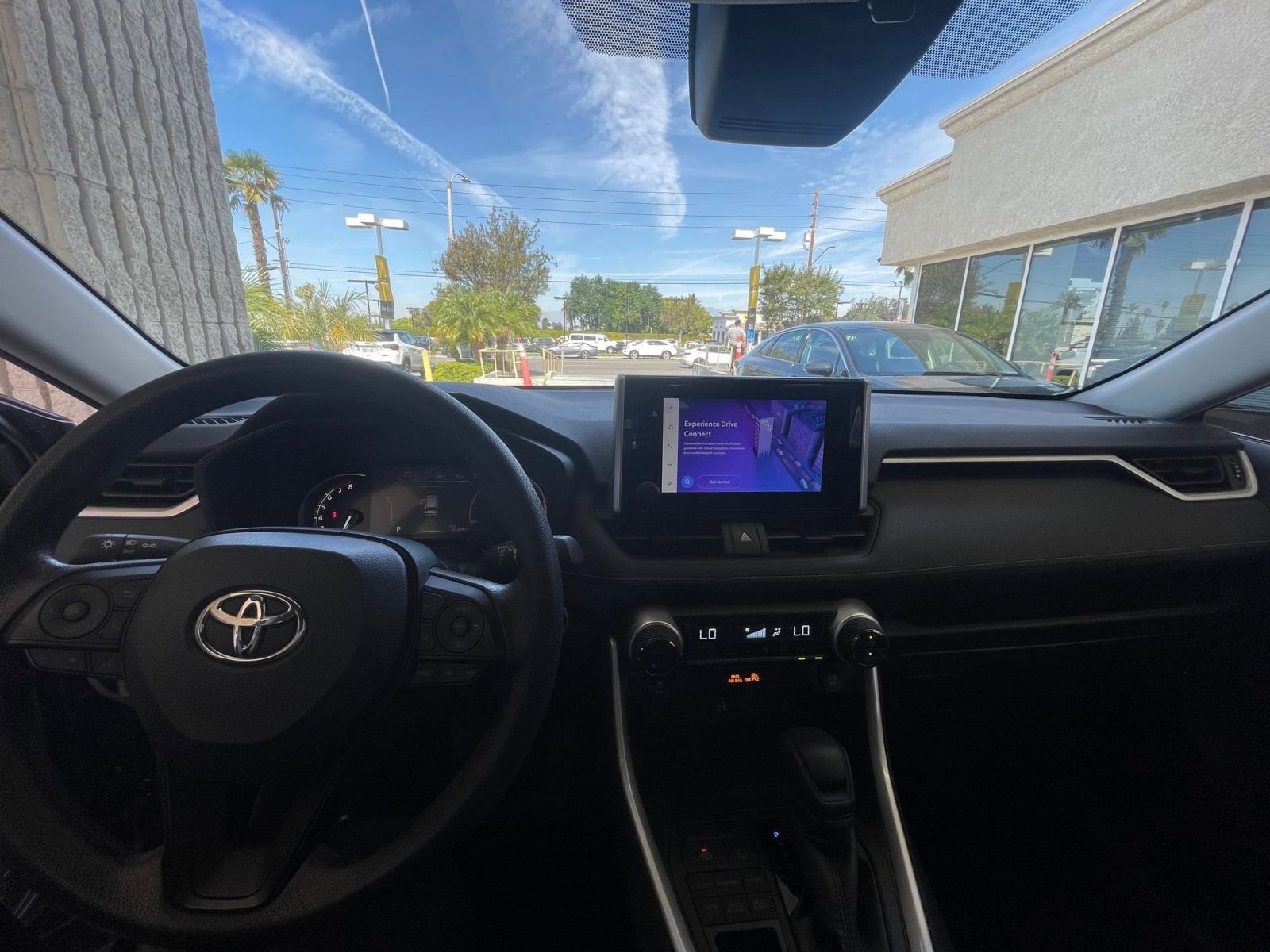 Thumbnail: 2025 Toyota RAV4 - 35