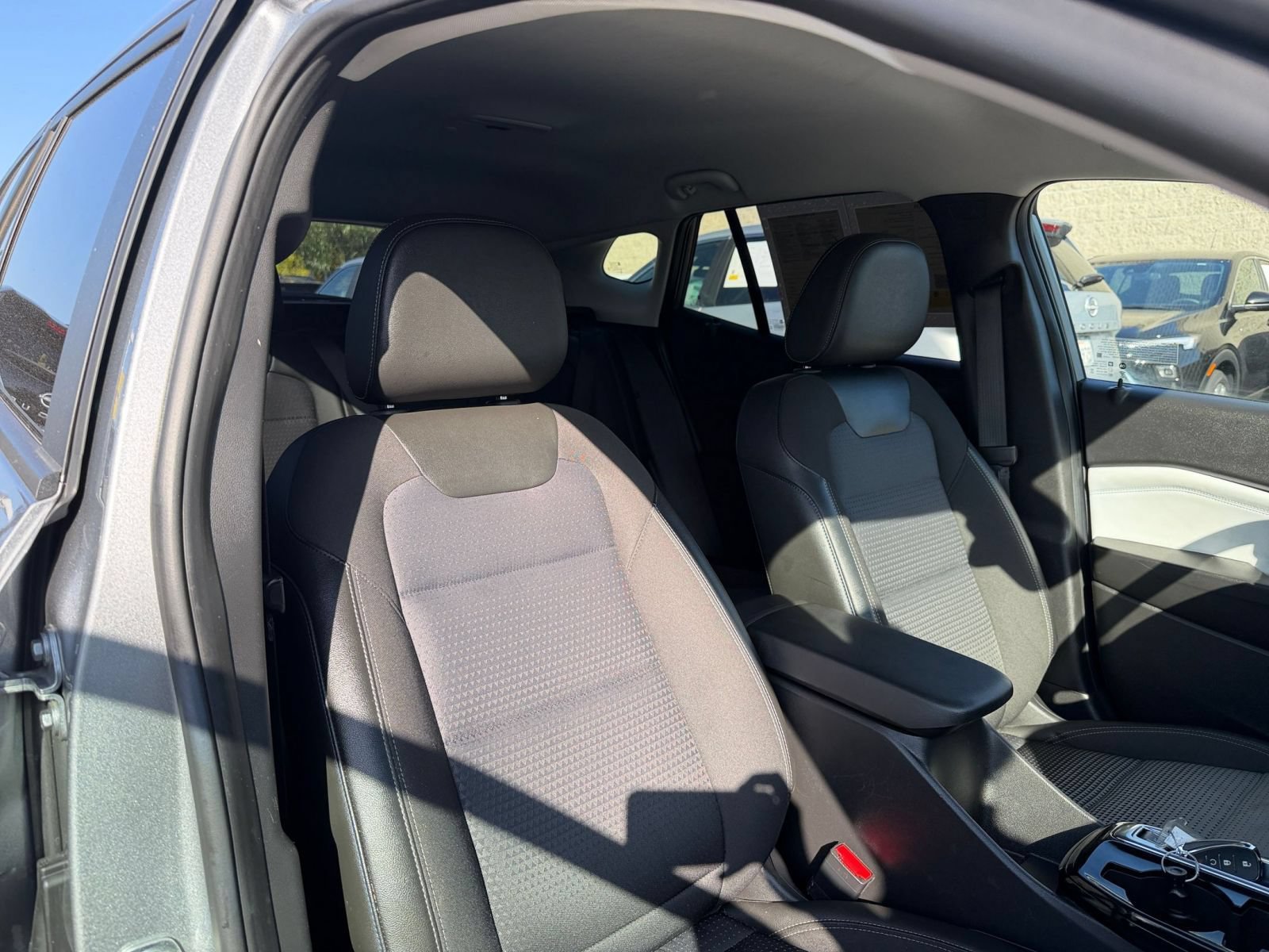 Thumbnail: 2025 Chevrolet Trax - 34