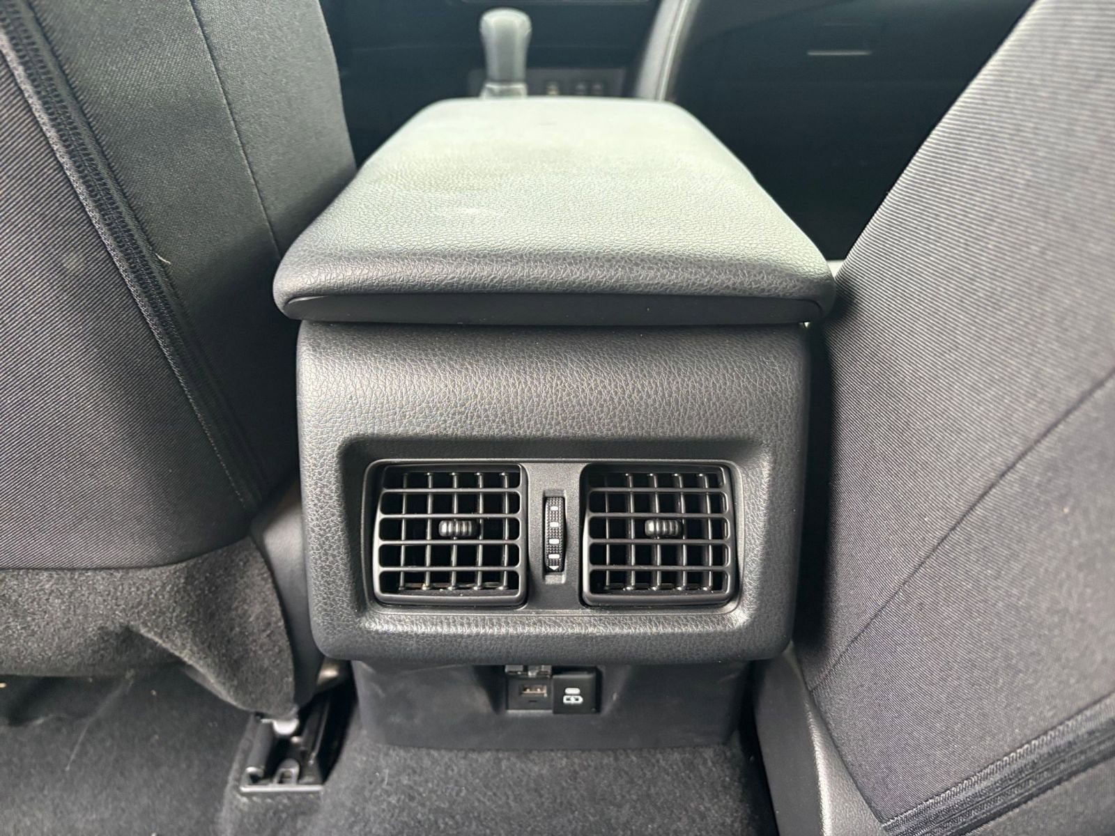 Thumbnail: 2025 Toyota Camry - 24