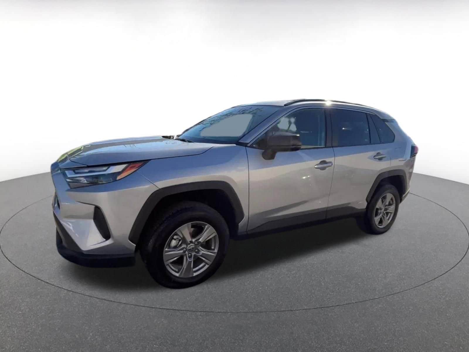Thumbnail: 2025 Toyota RAV4 - 8