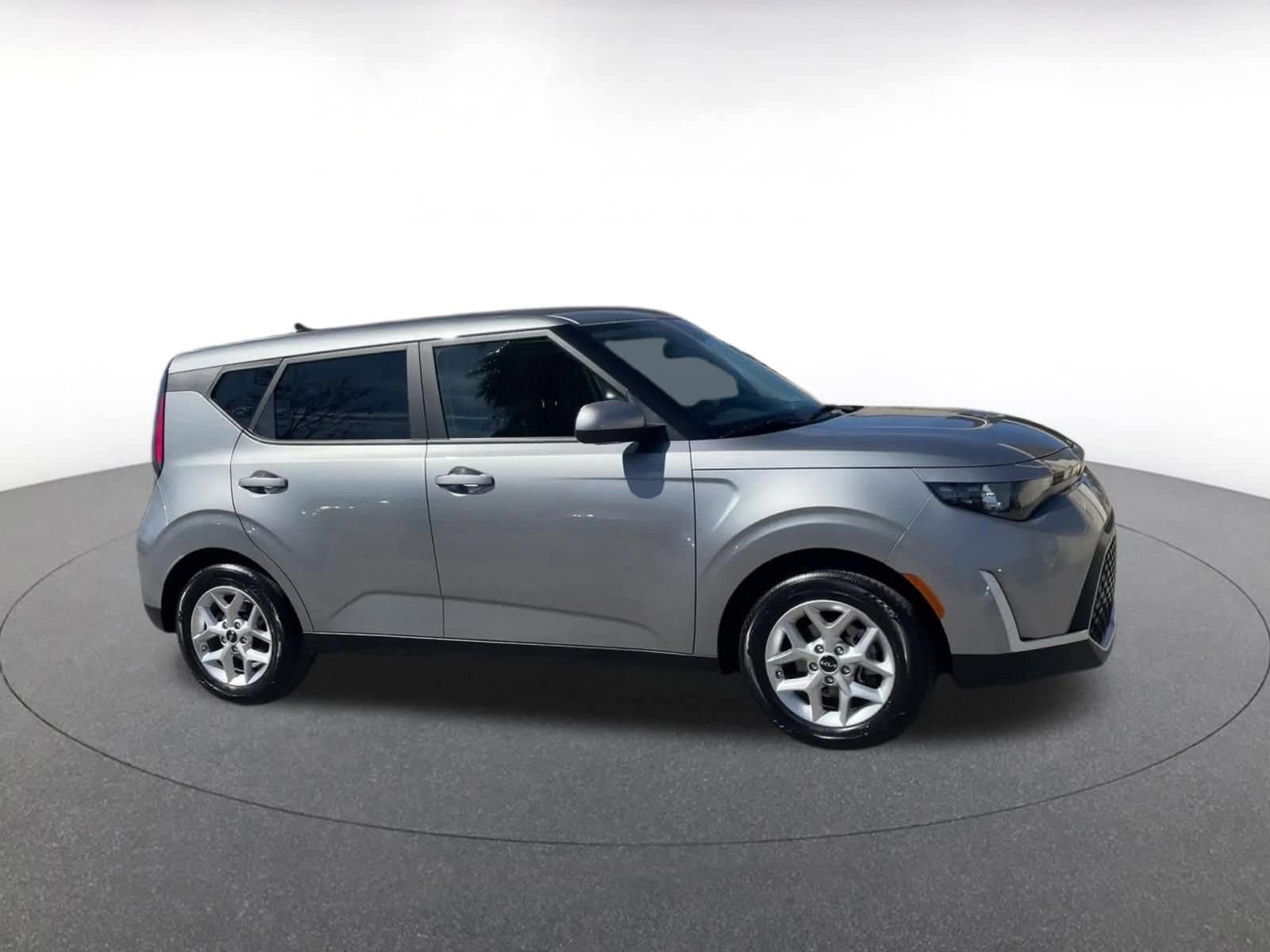 Thumbnail: 2025 Kia Soul - 2