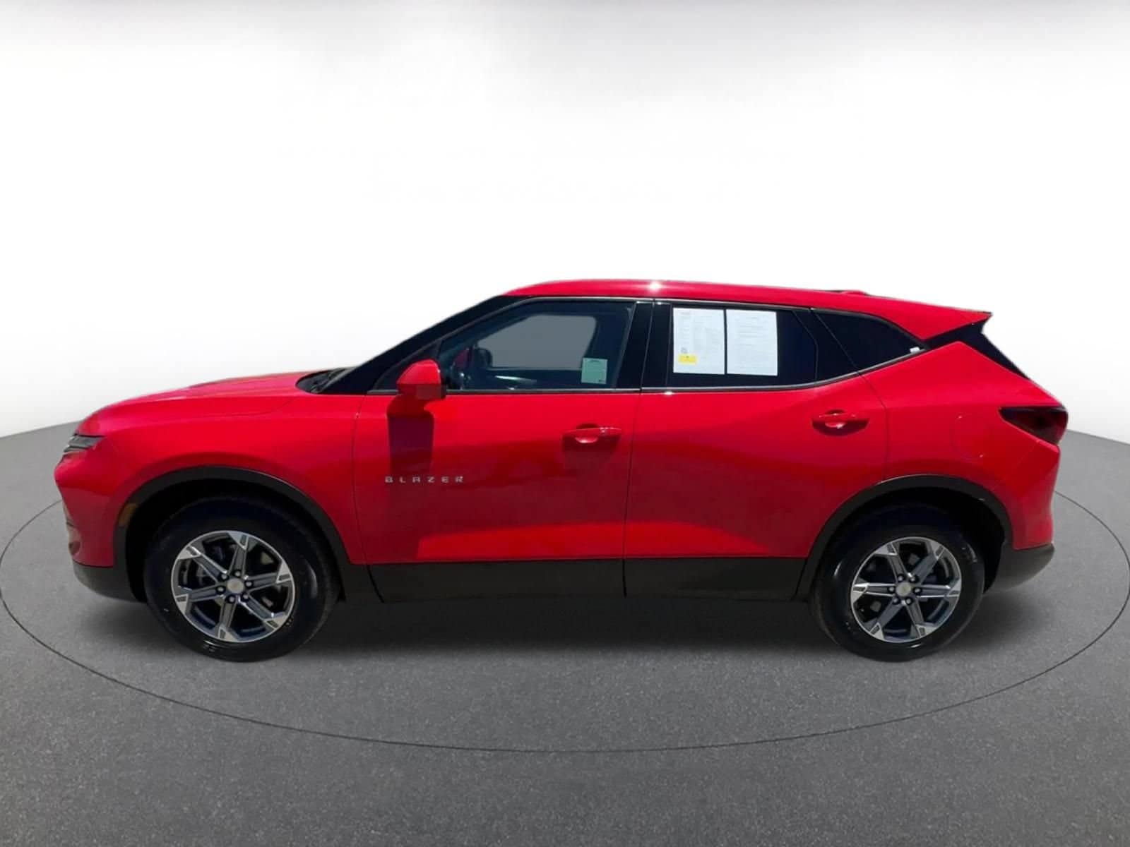 Thumbnail: 2025 Chevrolet Blazer - 9