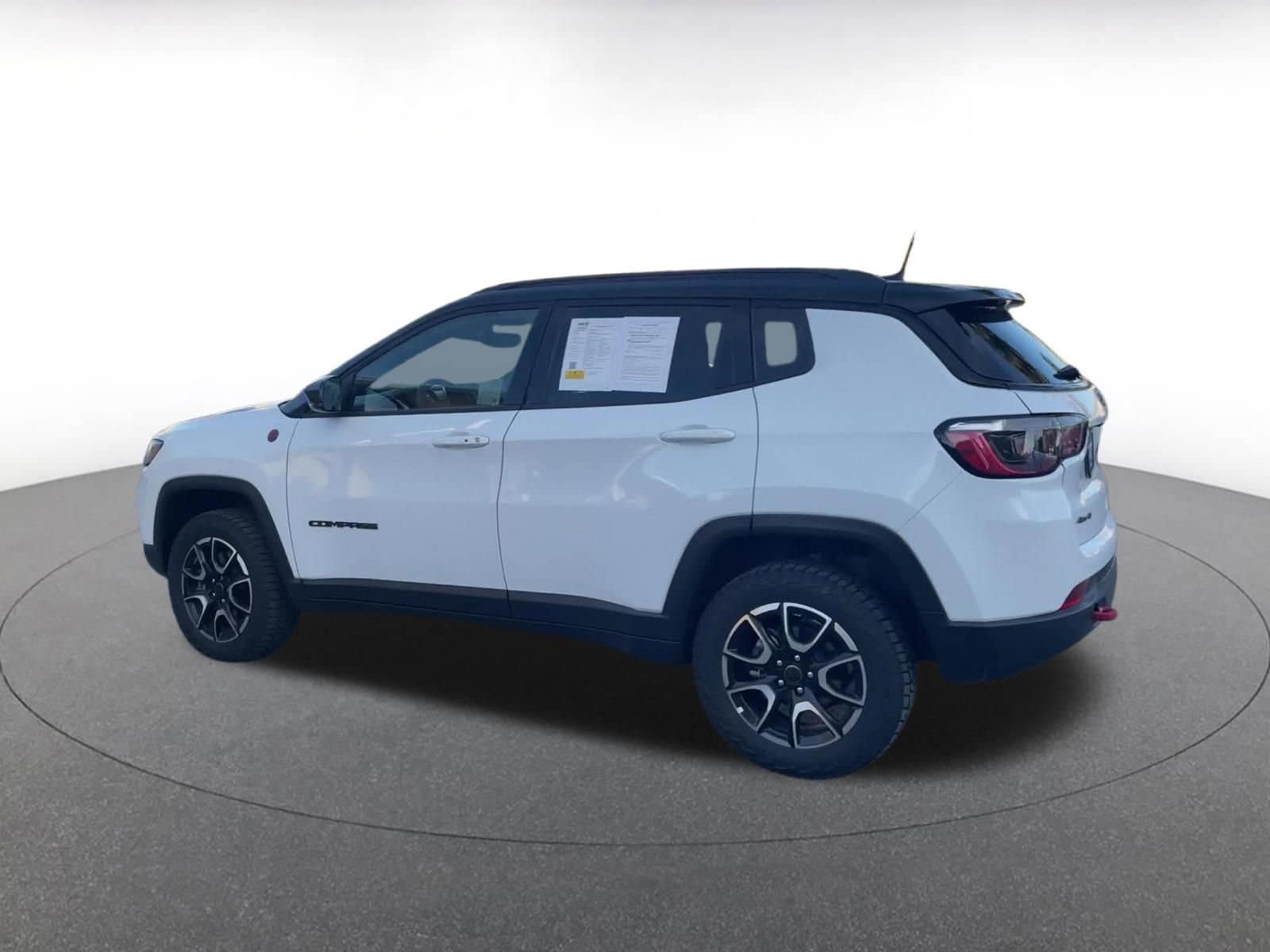 Thumbnail: 2025 Jeep Compass - 10