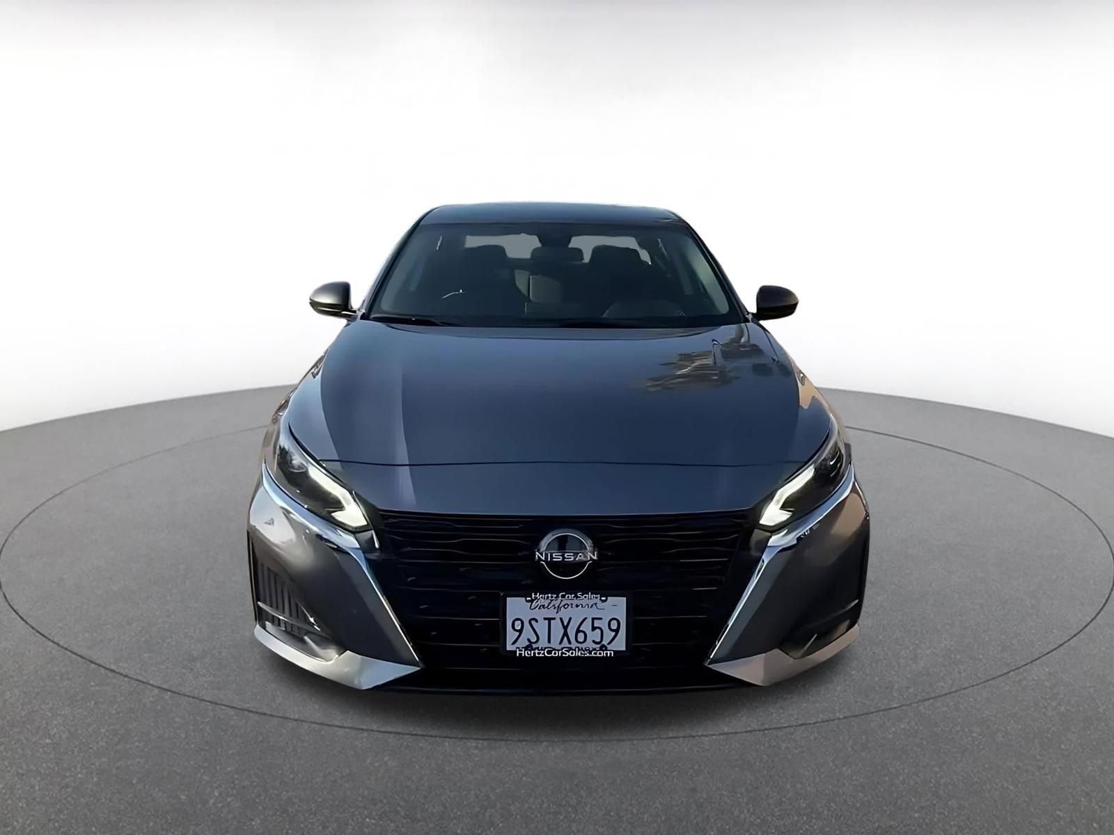 Thumbnail: 2025 Nissan Altima - 4