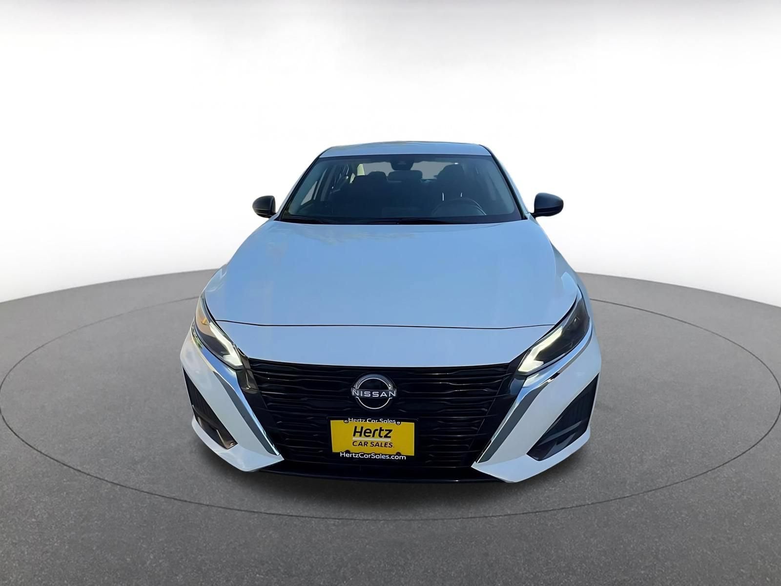 Thumbnail: 2025 Nissan Altima - 4