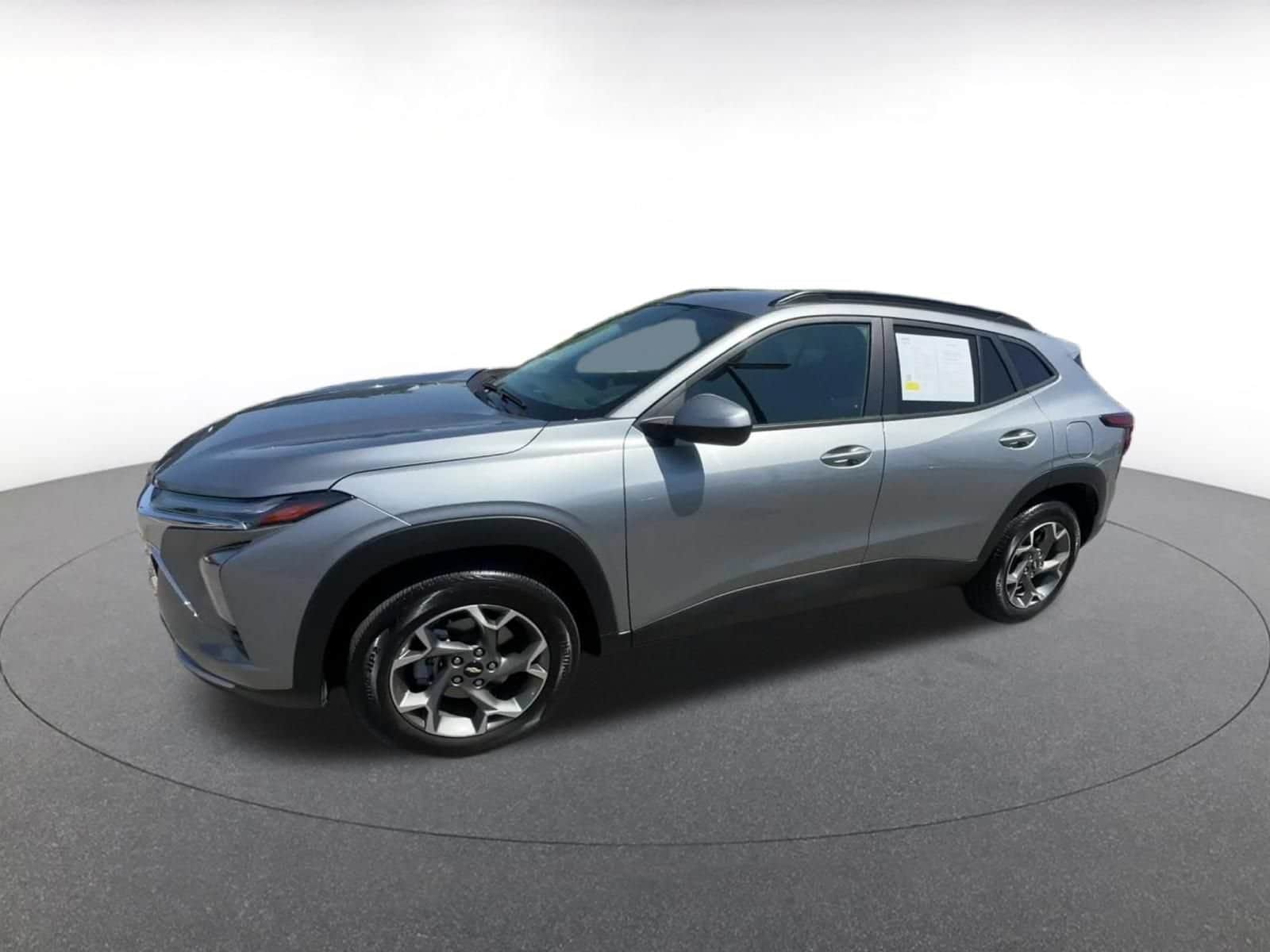 Thumbnail: 2025 Chevrolet Trax - 6