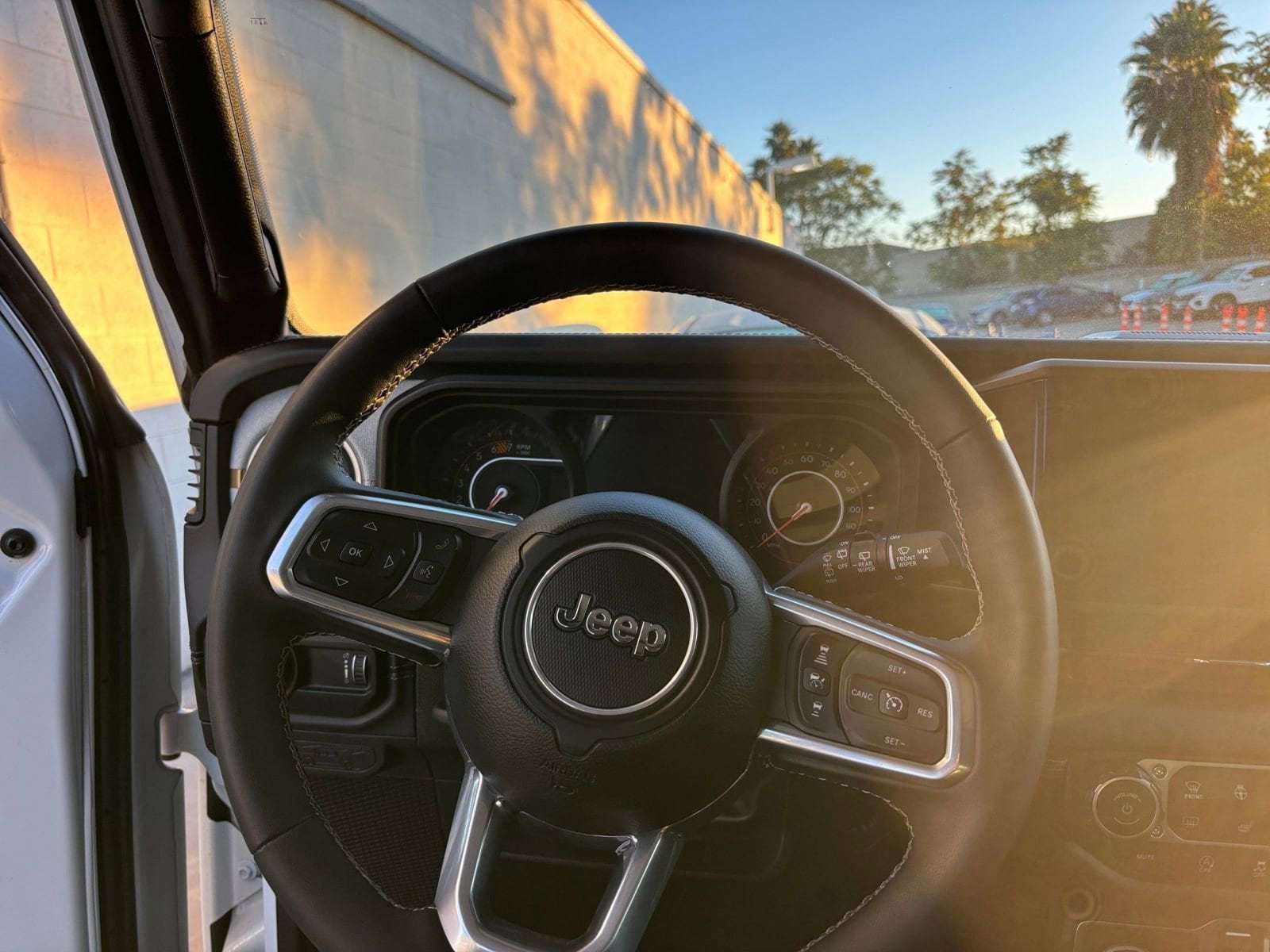 Thumbnail: 2025 Jeep Wrangler - 34