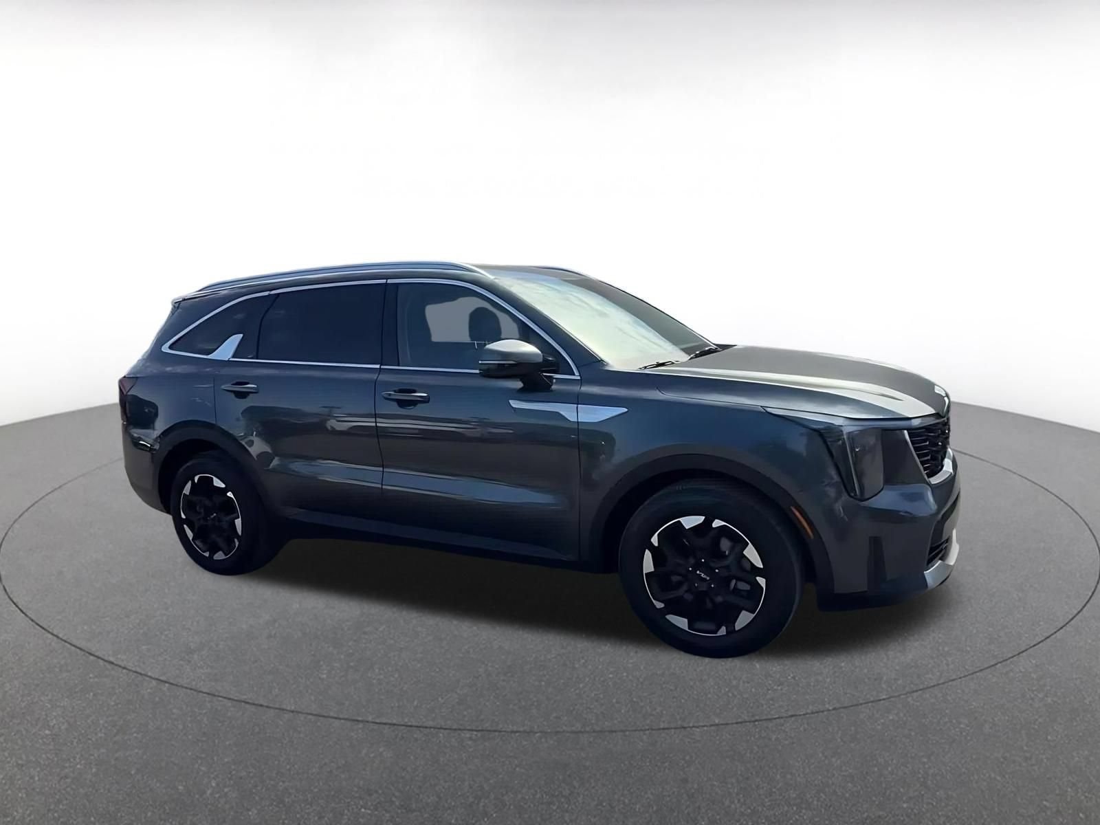 Thumbnail: 2024 Kia Sorento - 2