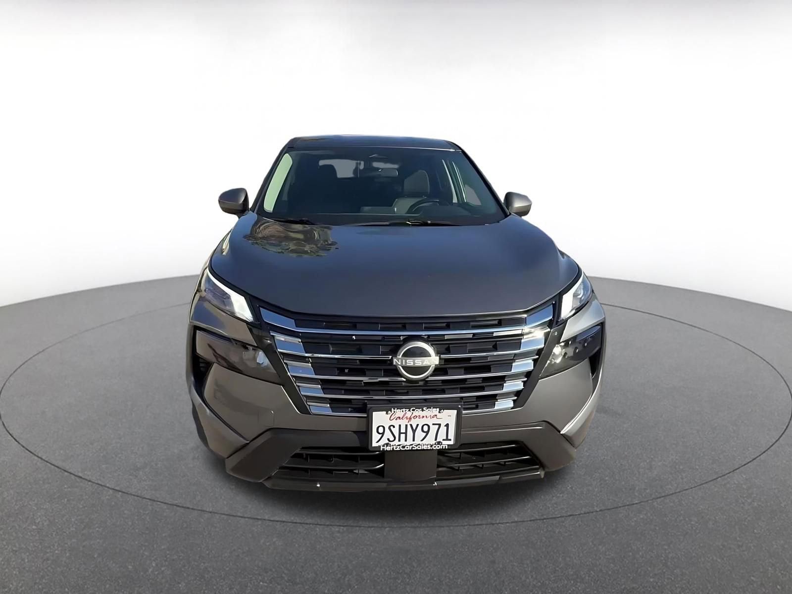 Thumbnail: 2025 Nissan Rogue - 4