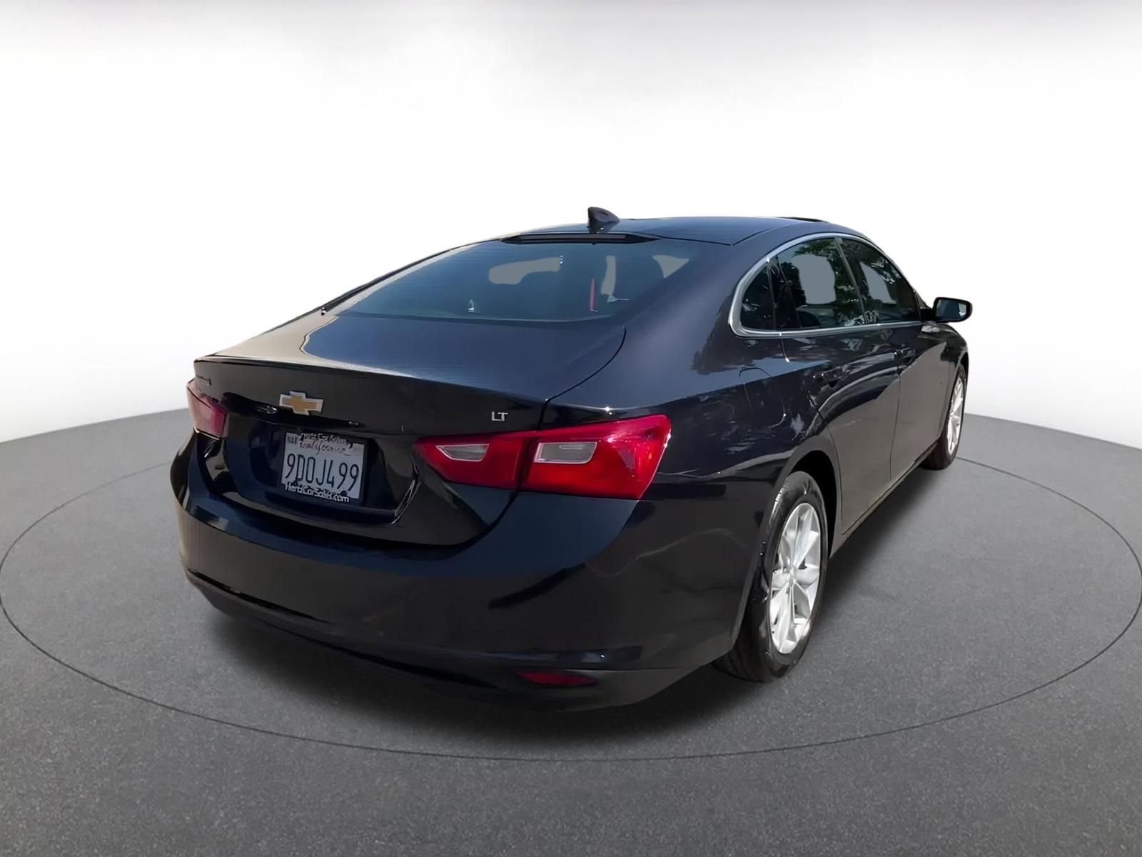 Thumbnail: 2023 Chevrolet Malibu - 20