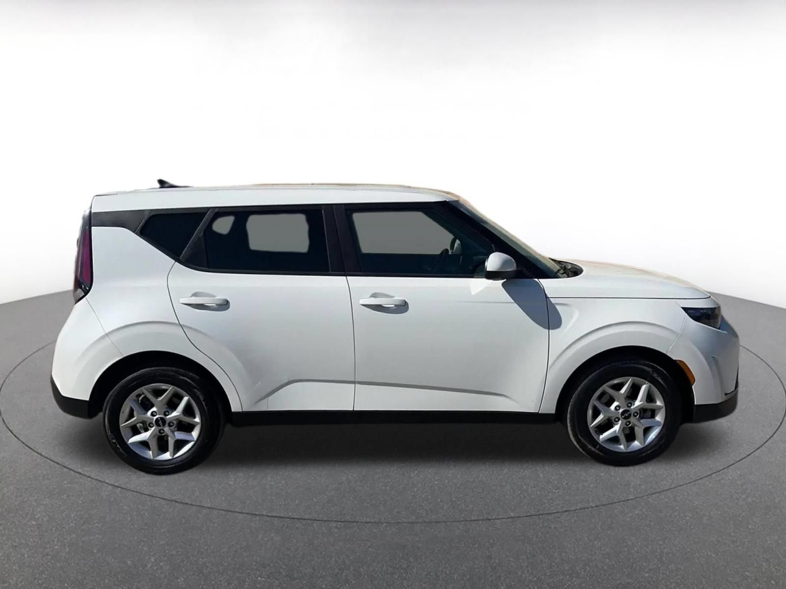 Thumbnail: 2025 Kia Soul - 16