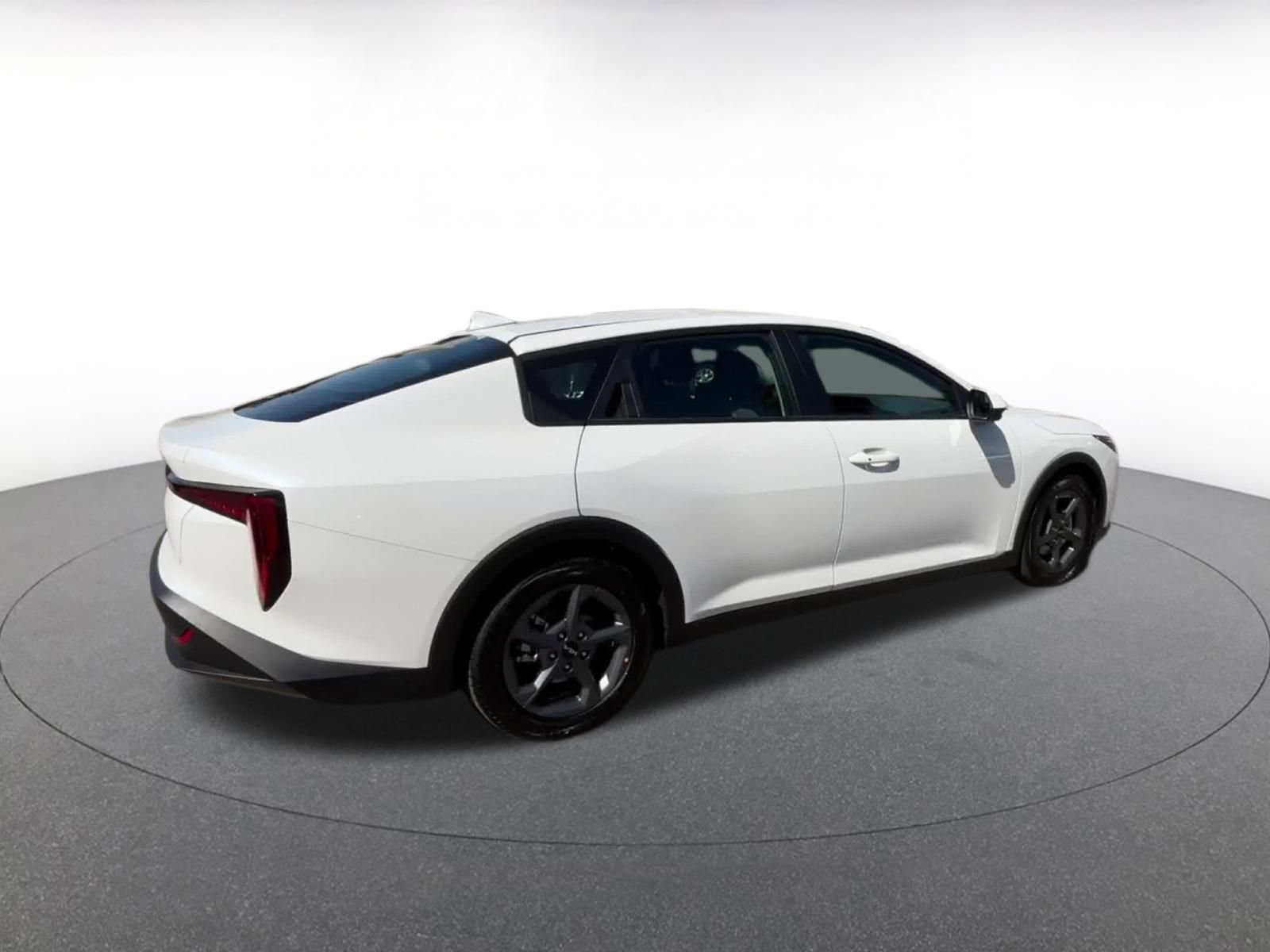 Thumbnail: 2025 Kia K4 - 15