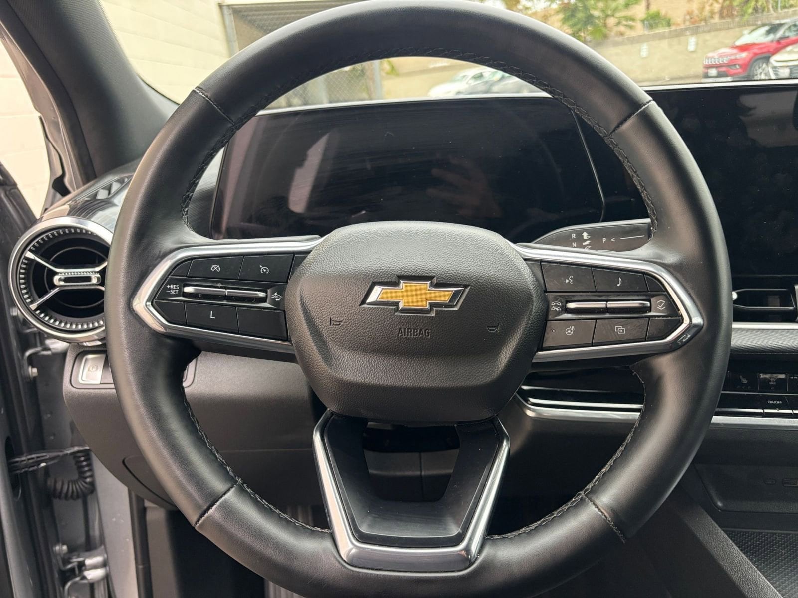 Thumbnail: 2025 Chevrolet Equinox - 28