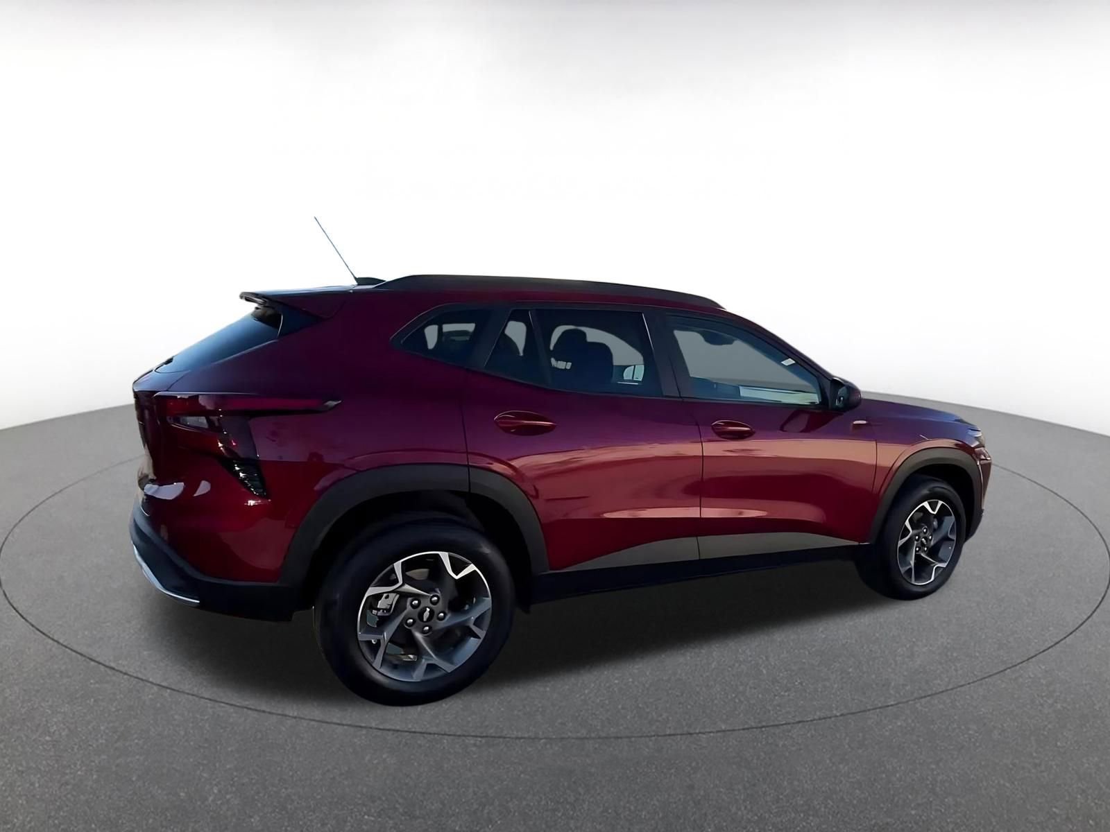 Thumbnail: 2025 Chevrolet Trax - 15