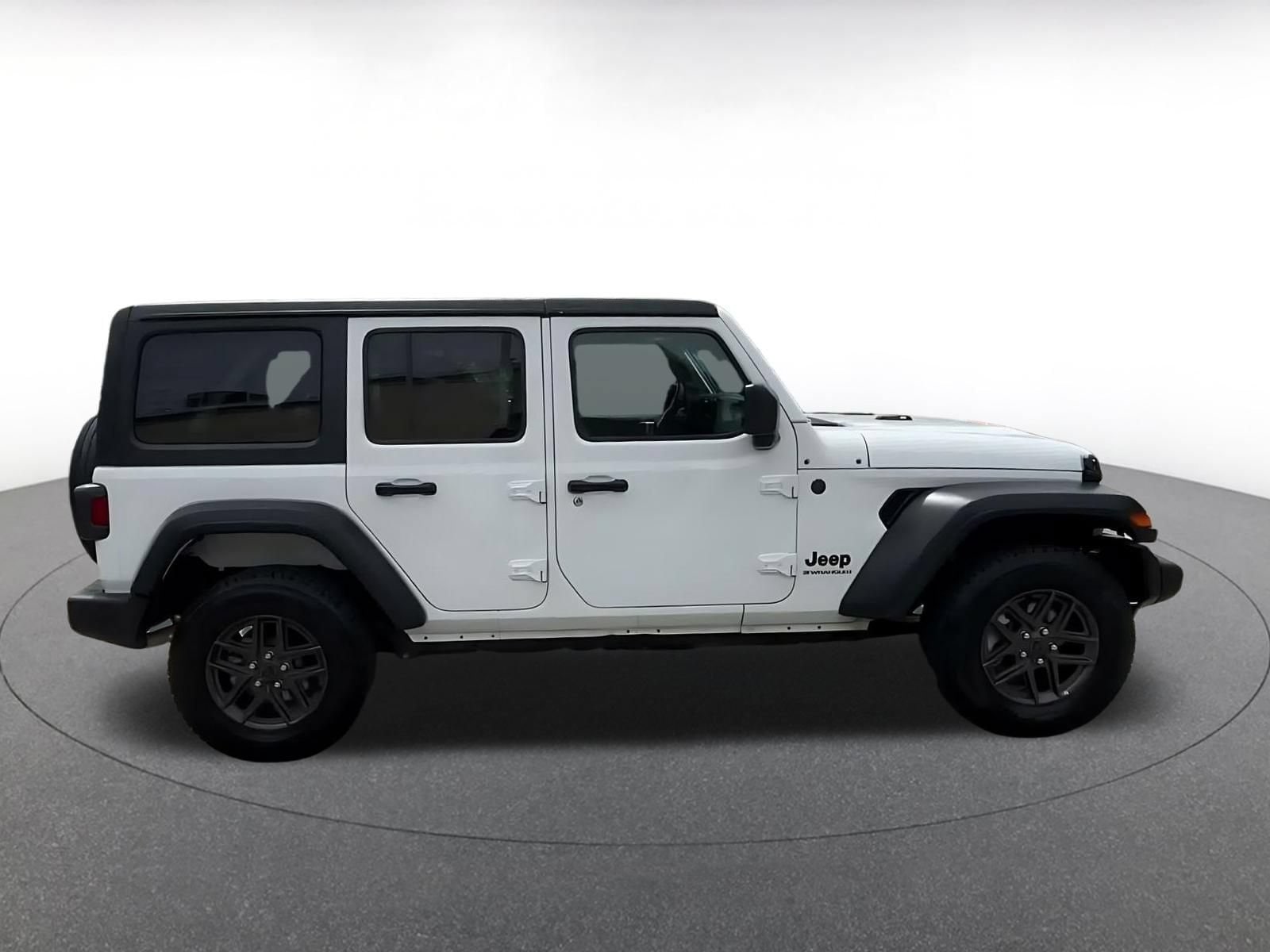 Thumbnail: 2025 Jeep Wrangler - 16