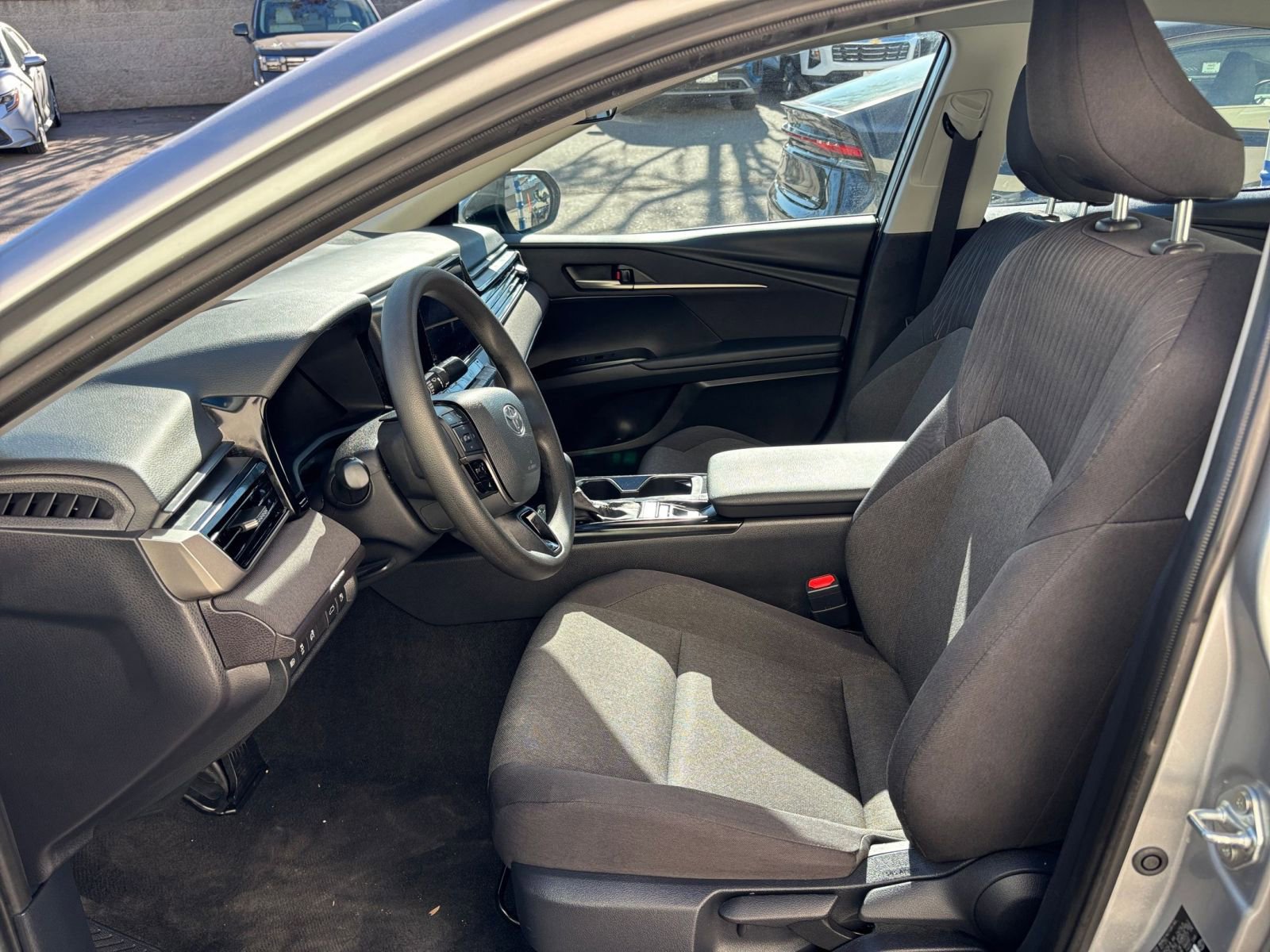 Thumbnail: 2025 Toyota Camry - 27