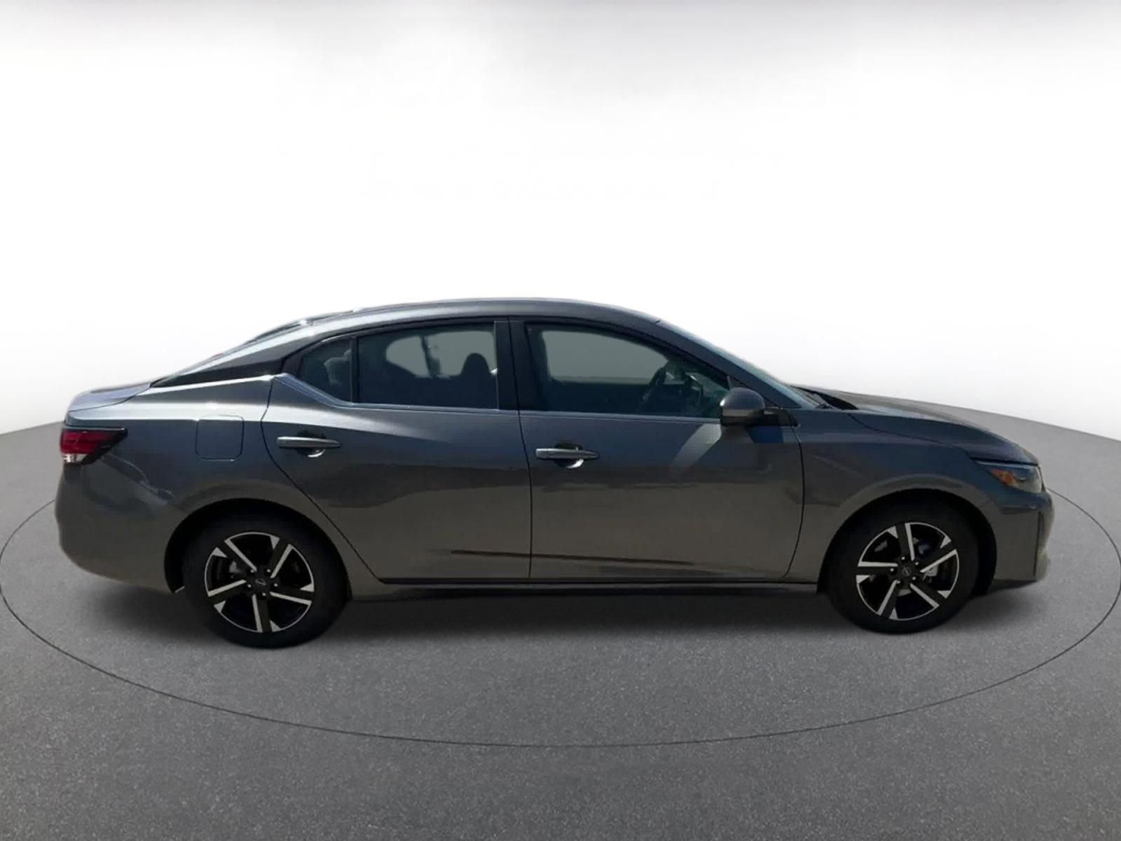 Thumbnail: 2025 Nissan Sentra - 16