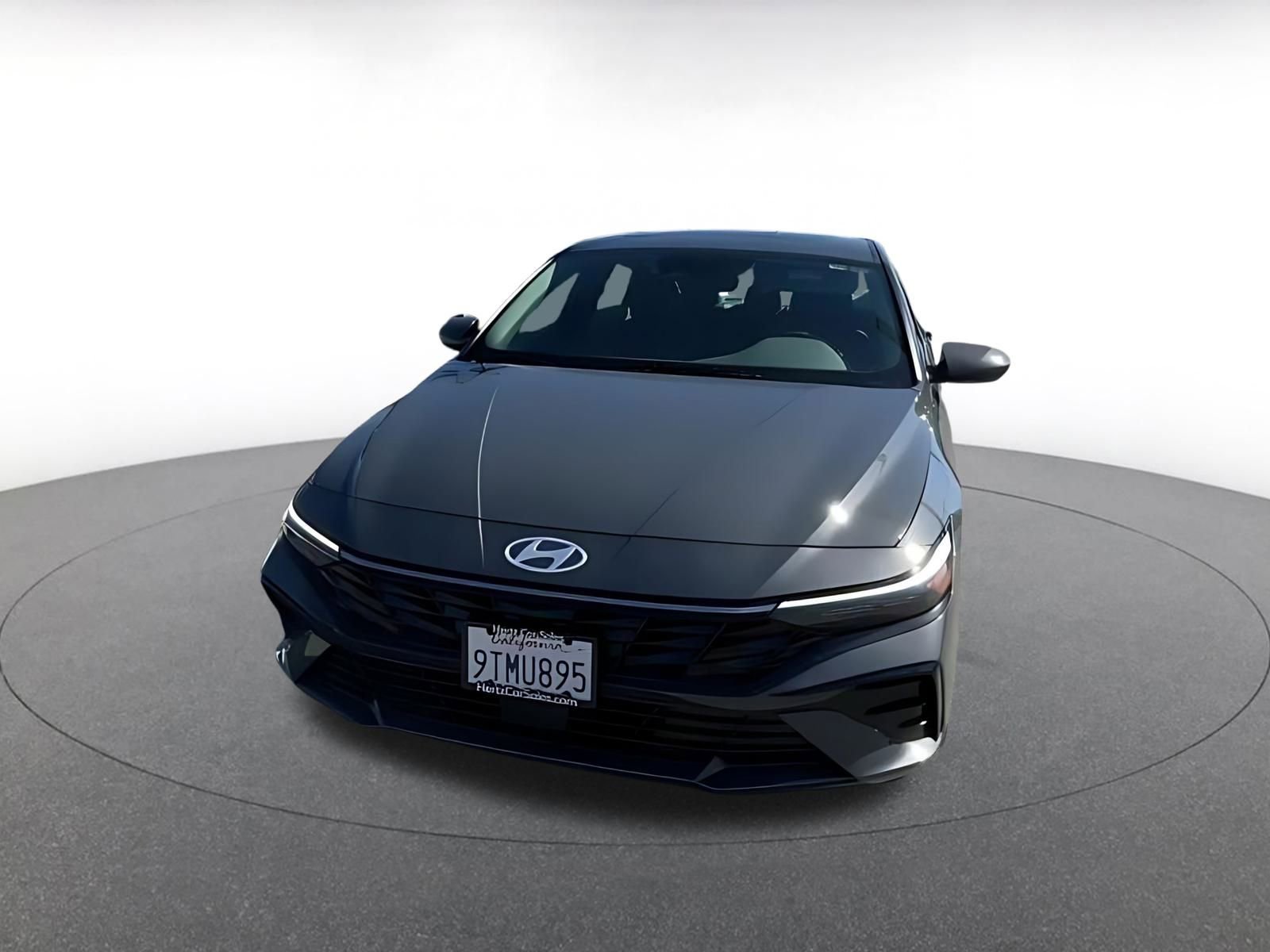 Thumbnail: 2025 Hyundai Elantra - 16