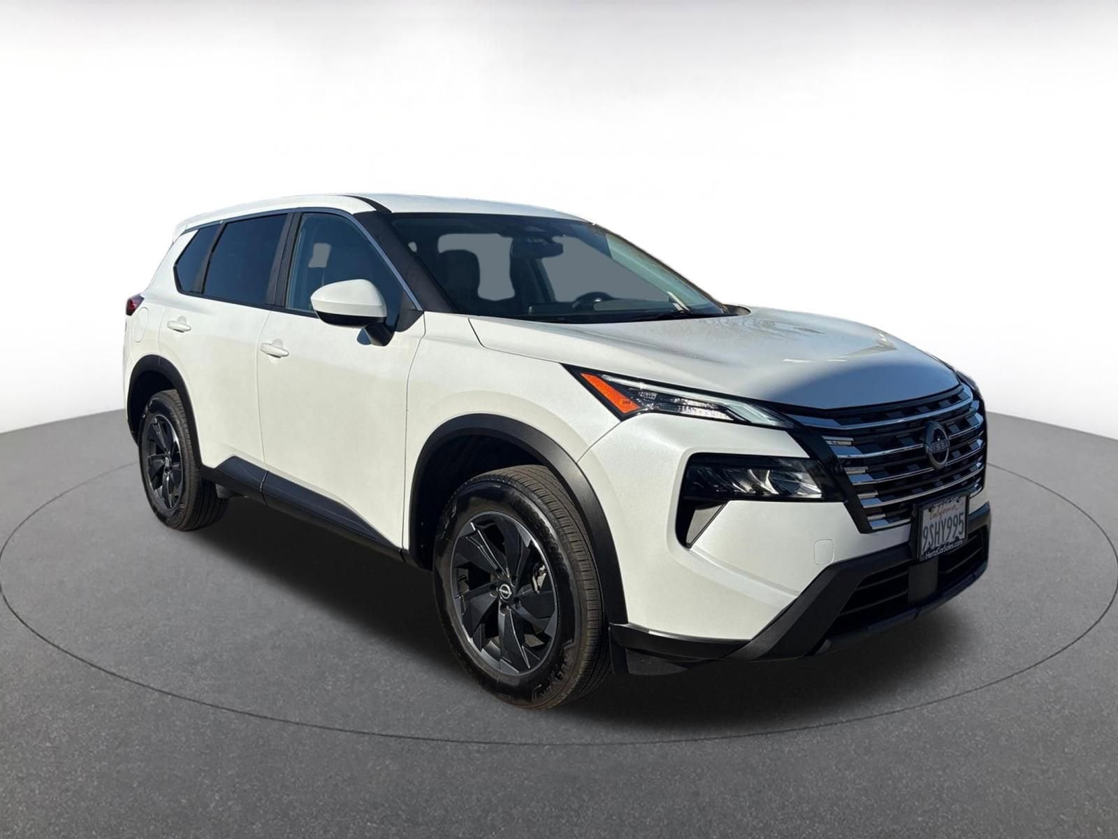 Thumbnail: 2025 Nissan Rogue - 1