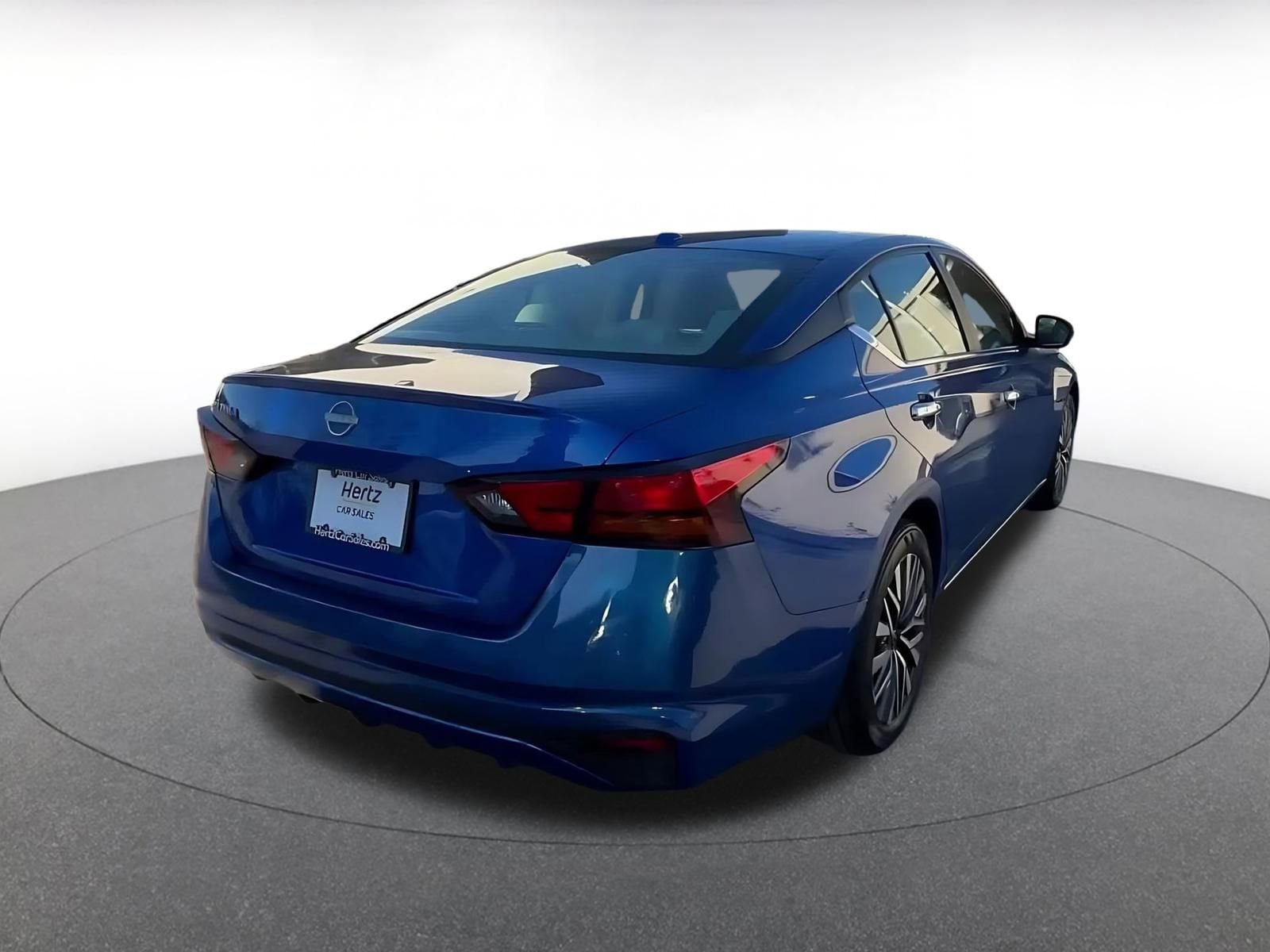 Thumbnail: 2025 Nissan Altima - 14