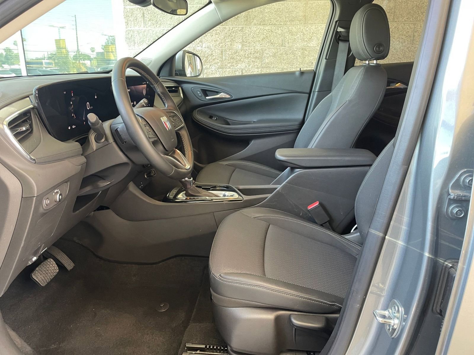 Thumbnail: 2025 Buick Encore GX - 27