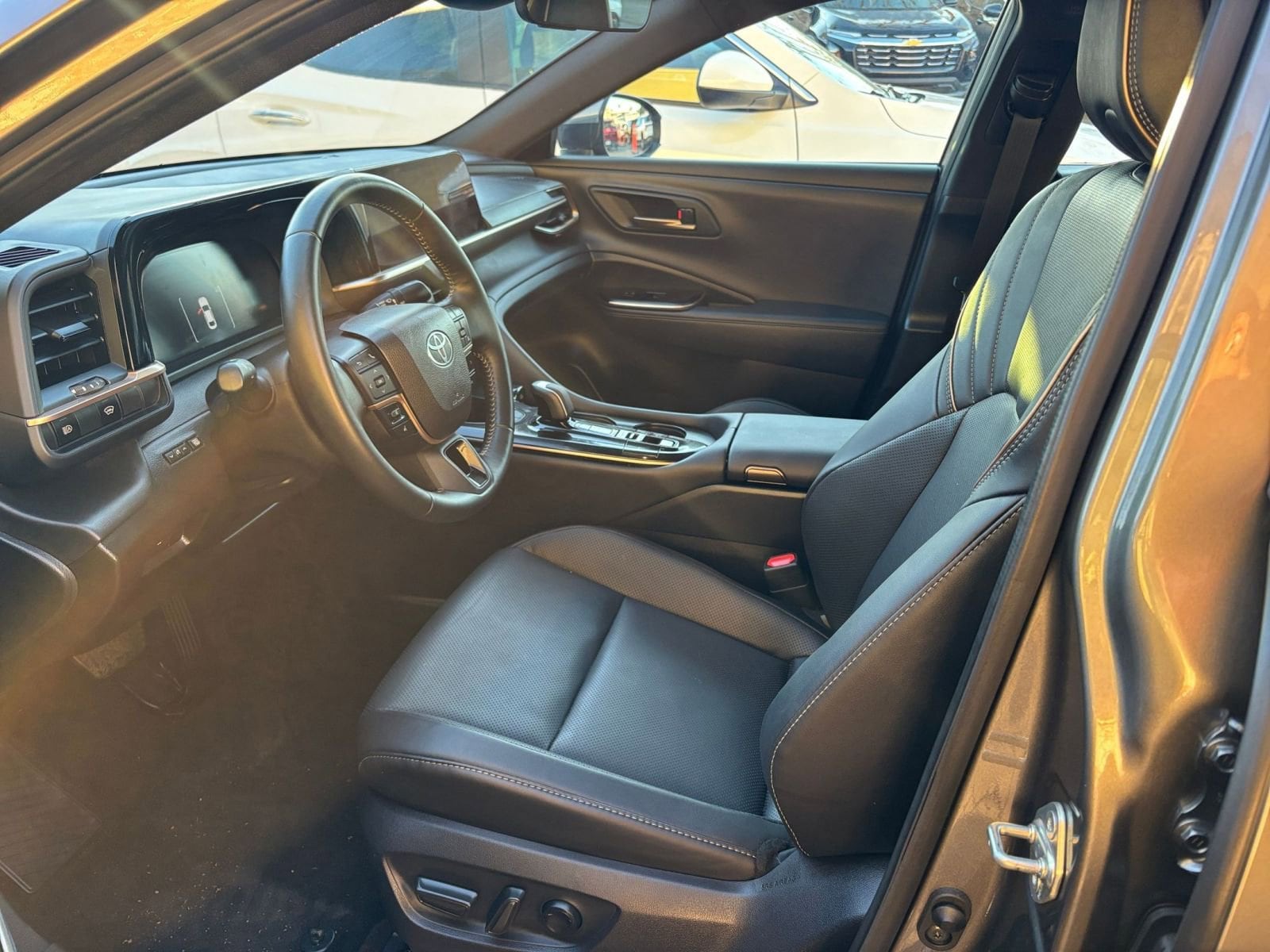 Thumbnail: 2025 Toyota Crown - 27