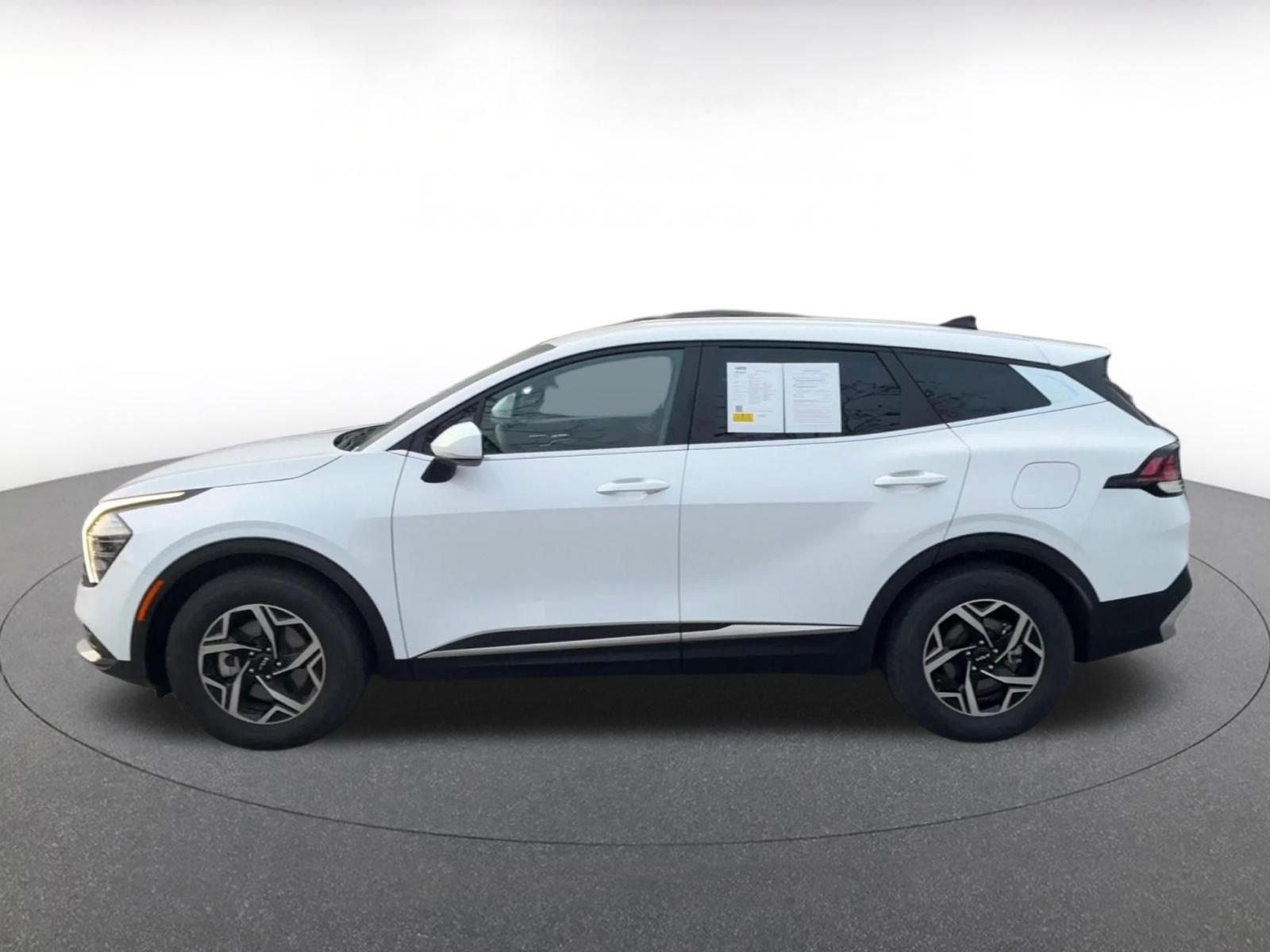 Thumbnail: 2025 Kia Sportage - 9