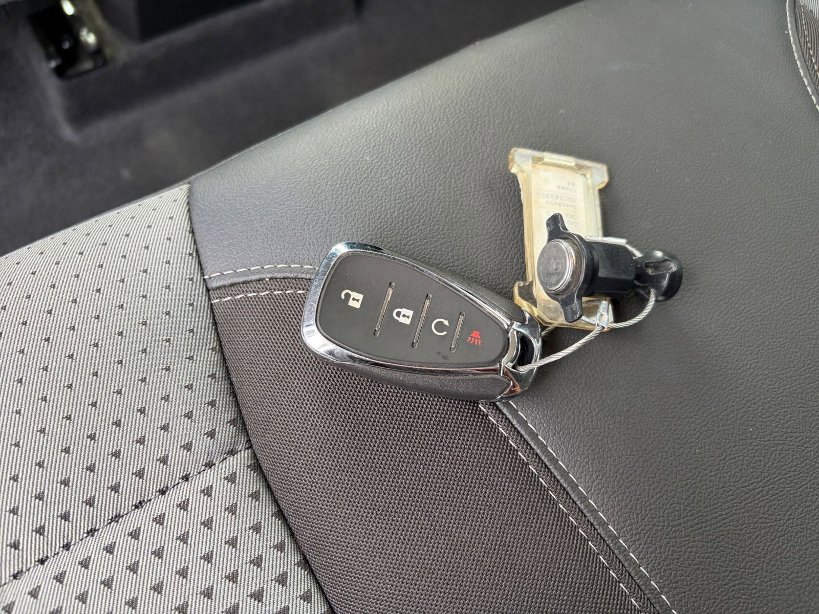 Thumbnail: 2025 Chevrolet Trax - 24