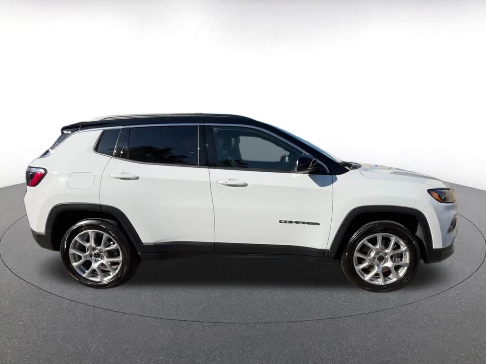 Thumbnail: 2025 Jeep Compass - 16