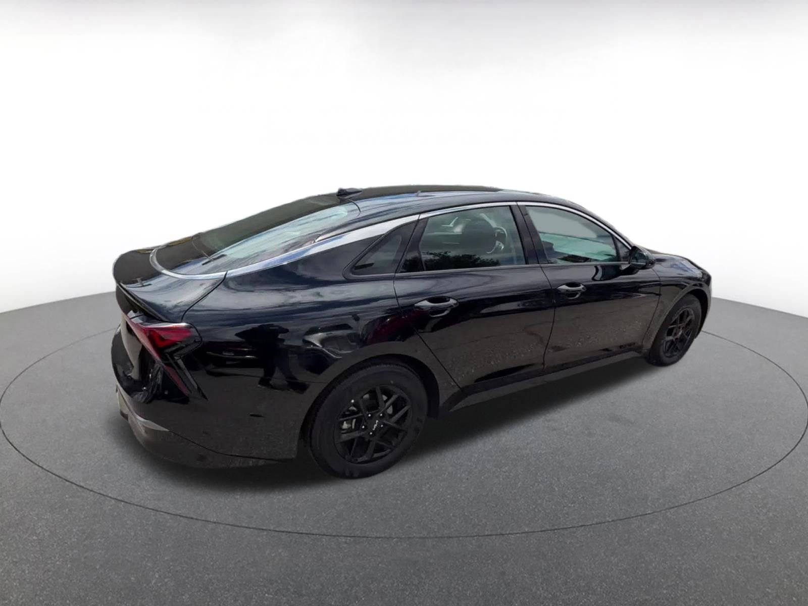 Thumbnail: 2025 Kia K5 - 14