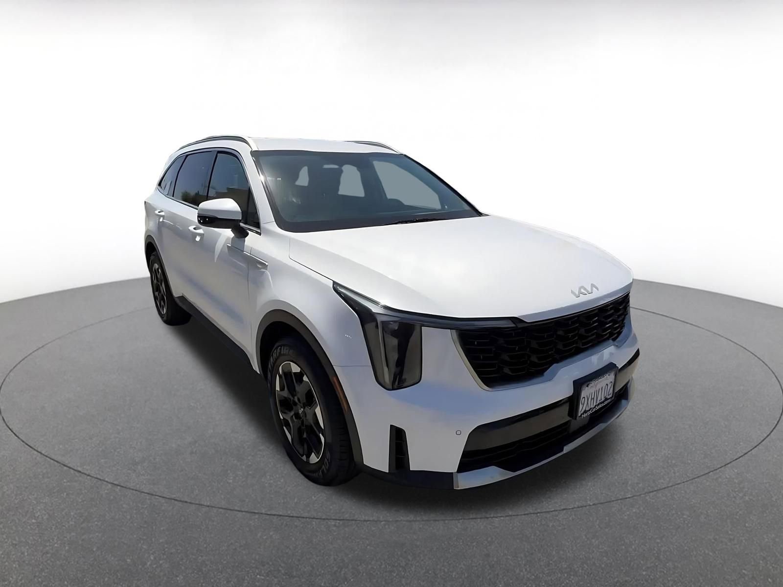 Thumbnail: 2024 Kia Sorento - 3