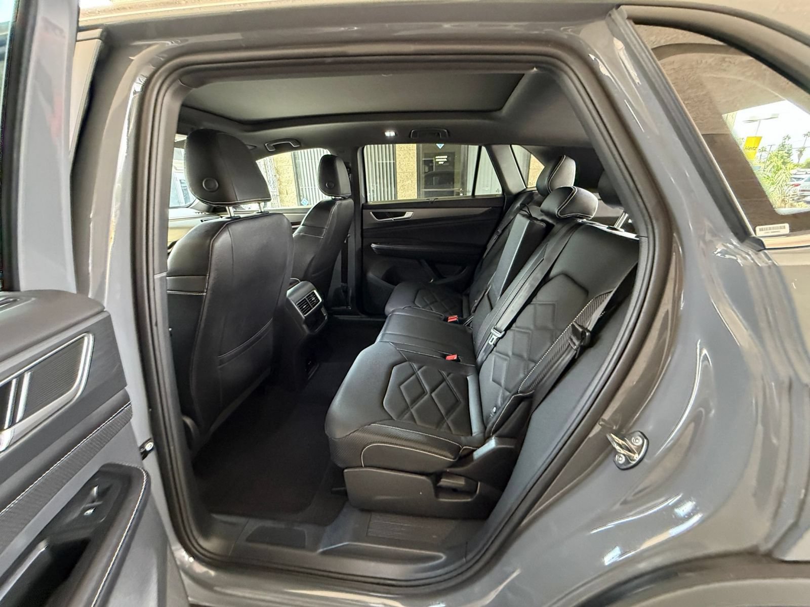 Thumbnail: 2026 Volkswagen Atlas - 27