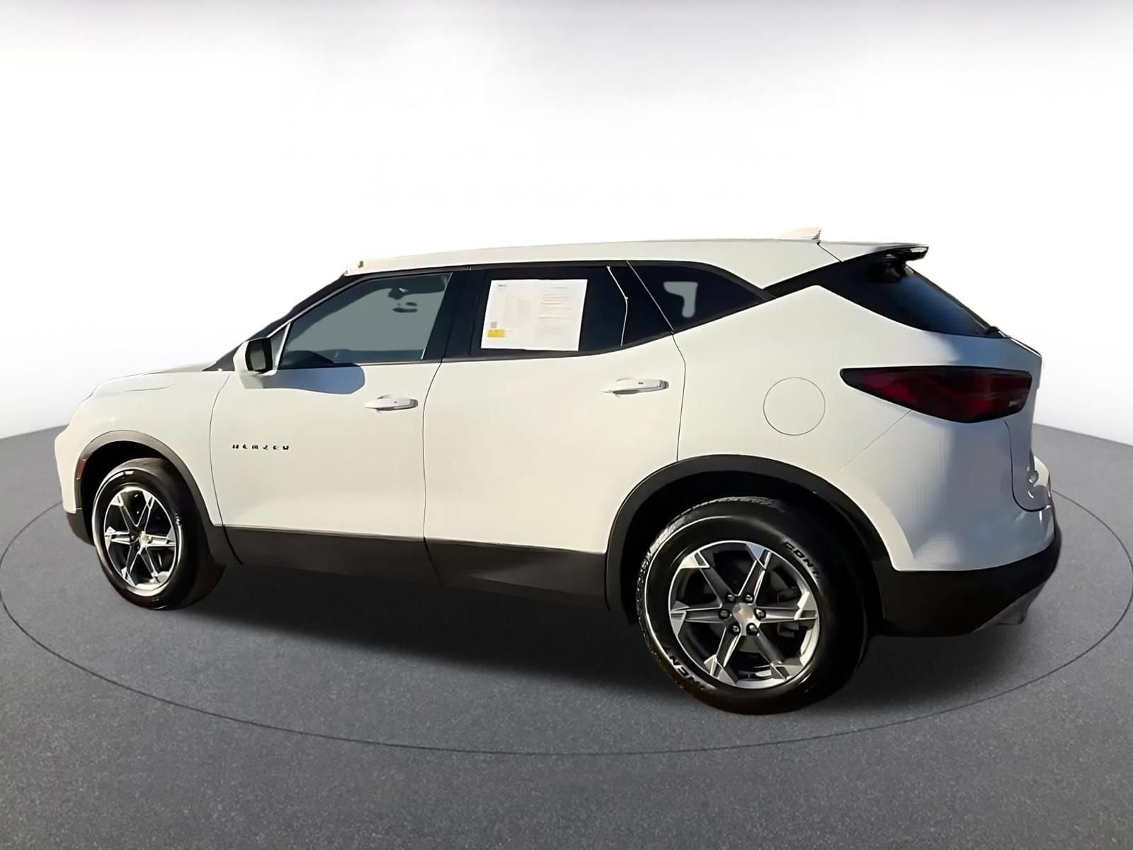 Thumbnail: 2026 Chevrolet Blazer - 10