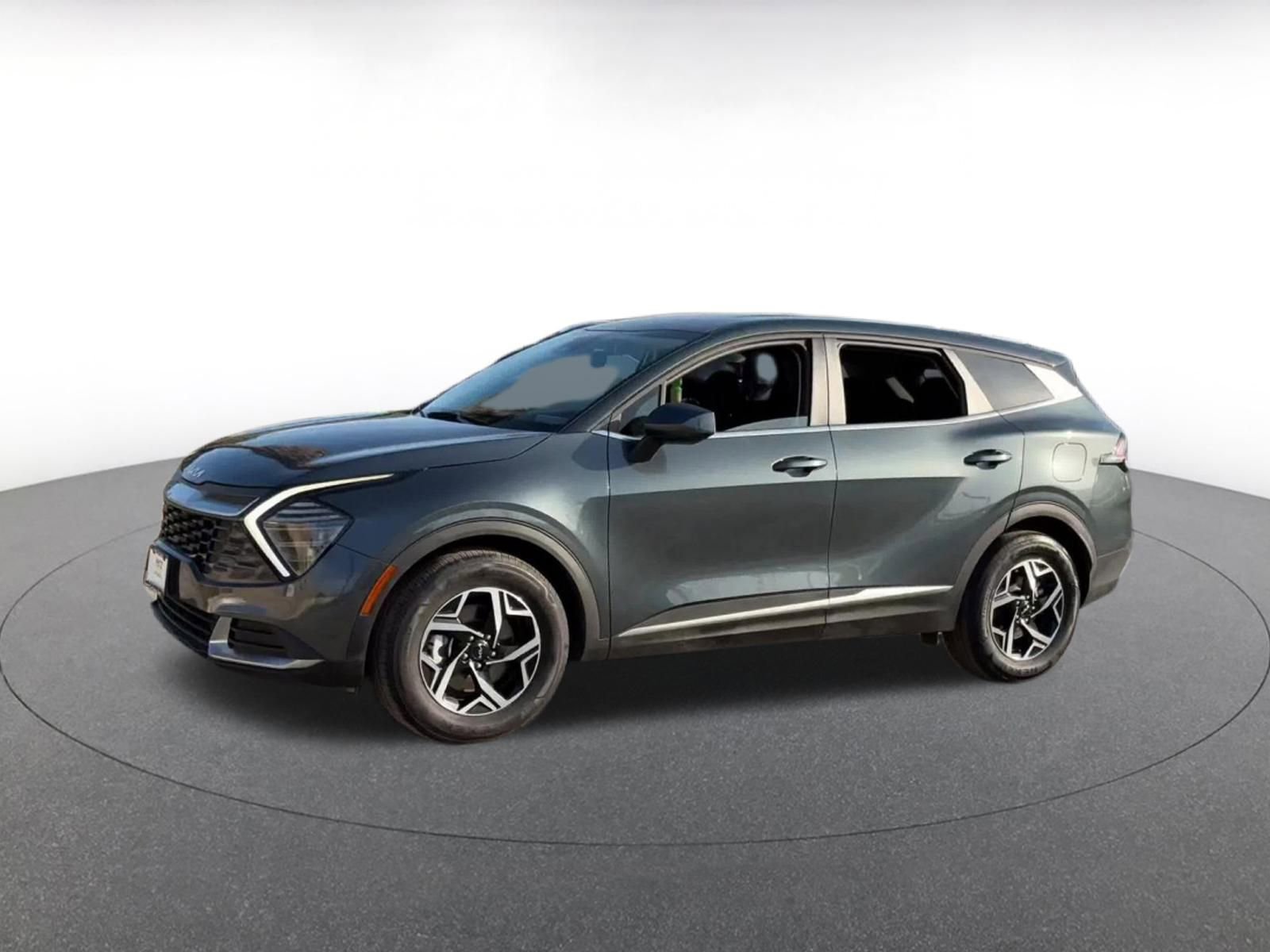 Thumbnail: 2025 Kia Sportage - 8