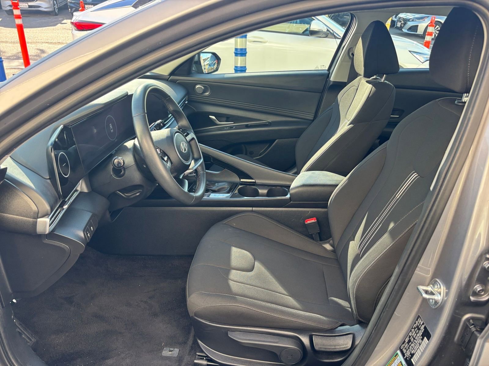 Thumbnail: 2025 Hyundai Elantra - 27