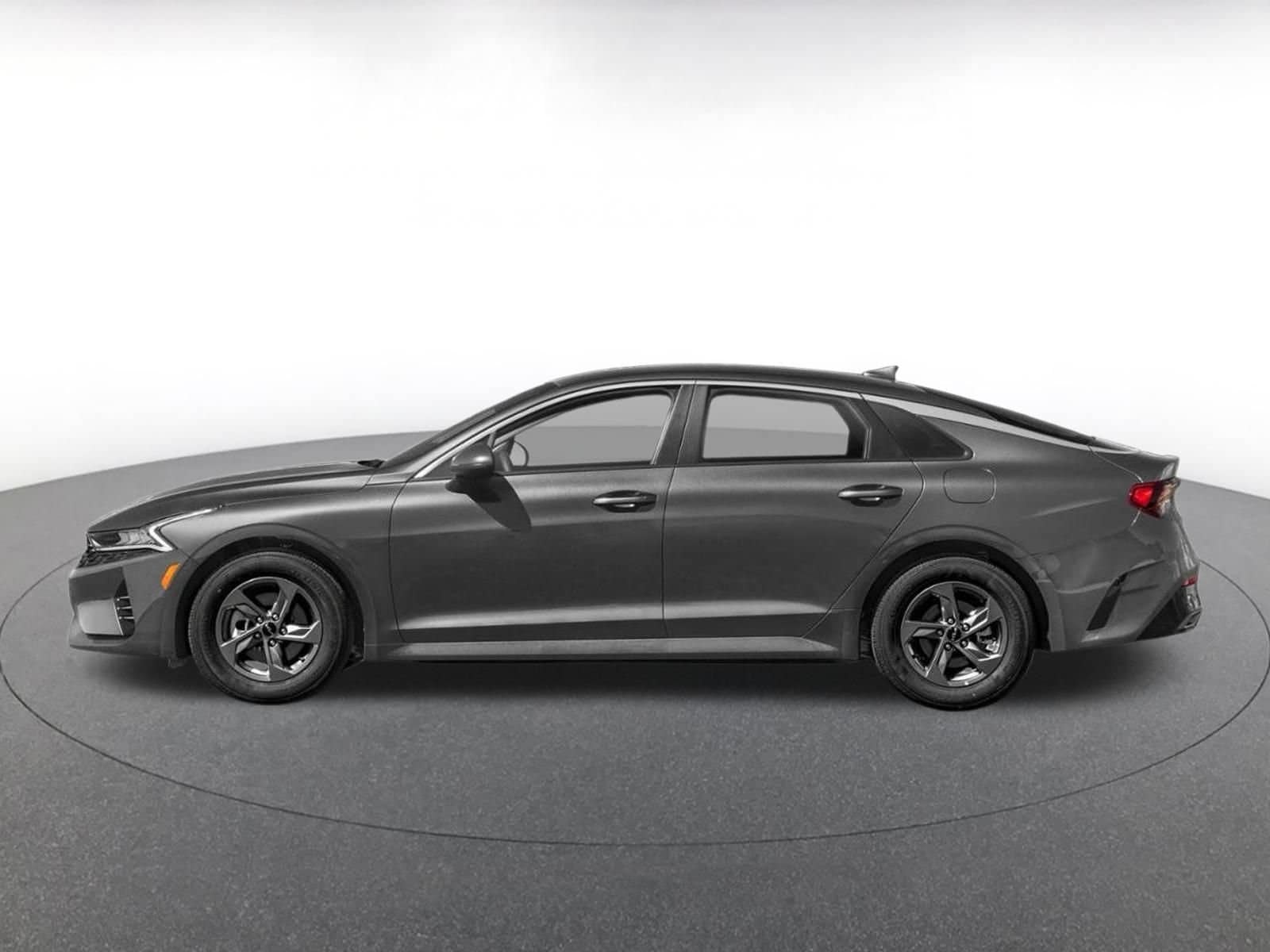 Thumbnail: 2023 Kia K5 - 3