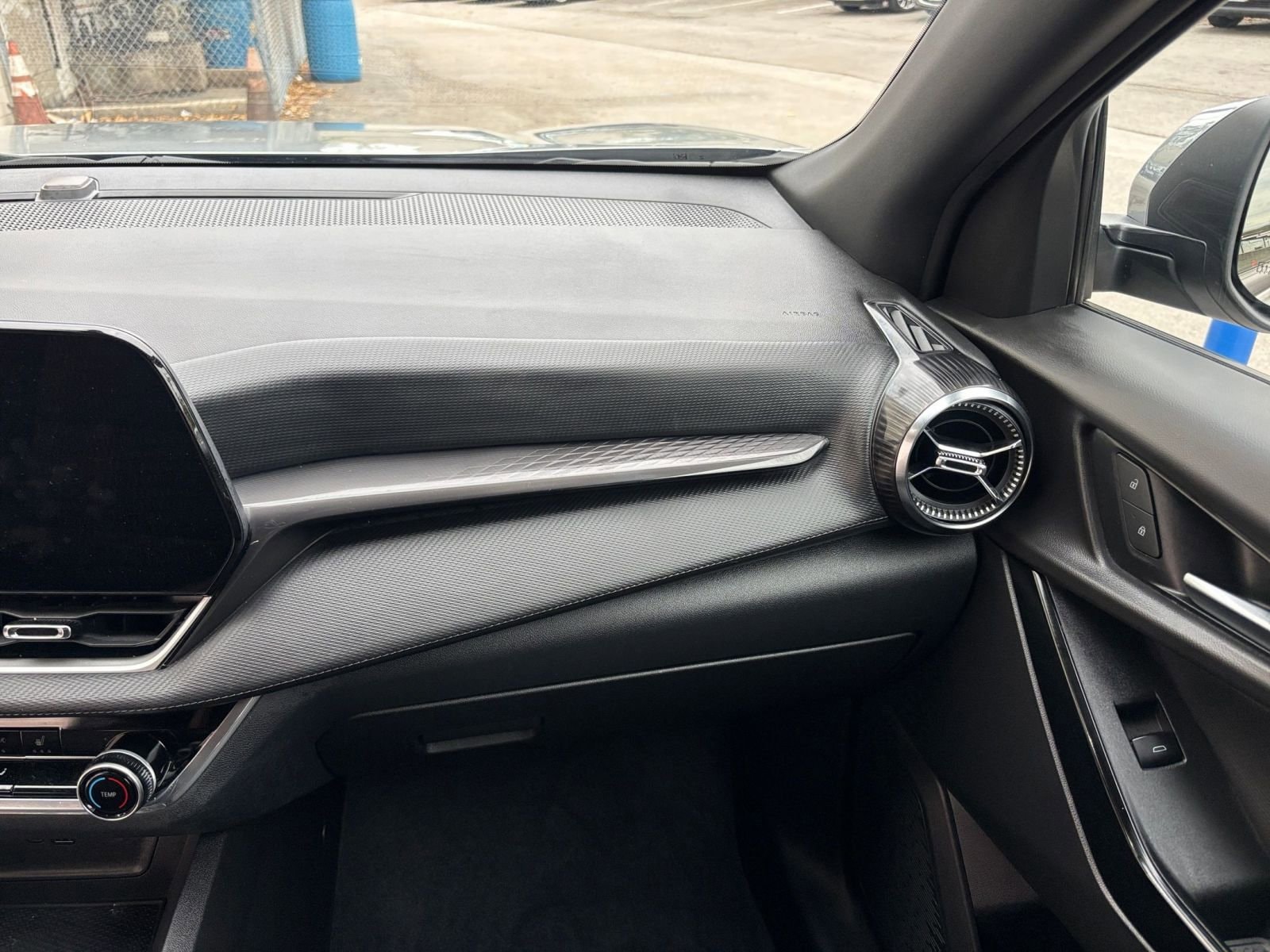 Thumbnail: 2025 Chevrolet Equinox - 35