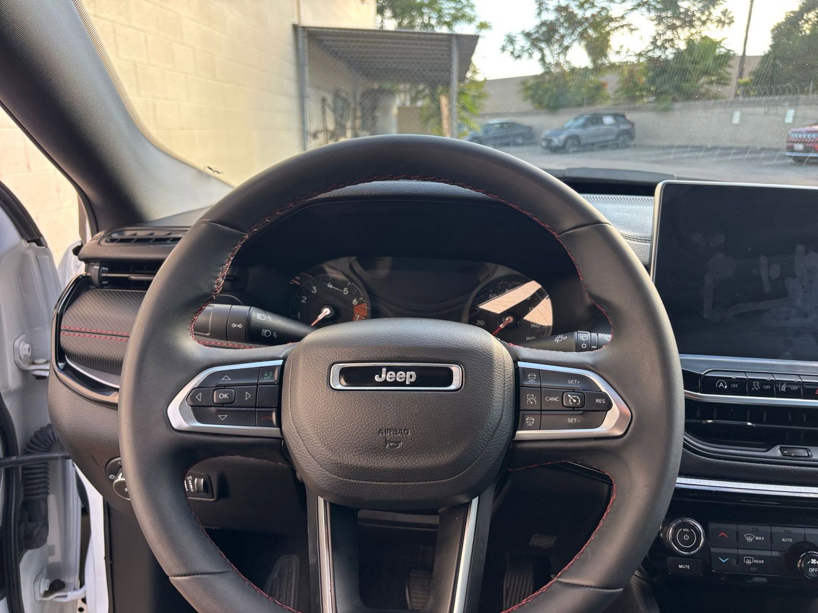 Thumbnail: 2025 Jeep Compass - 34