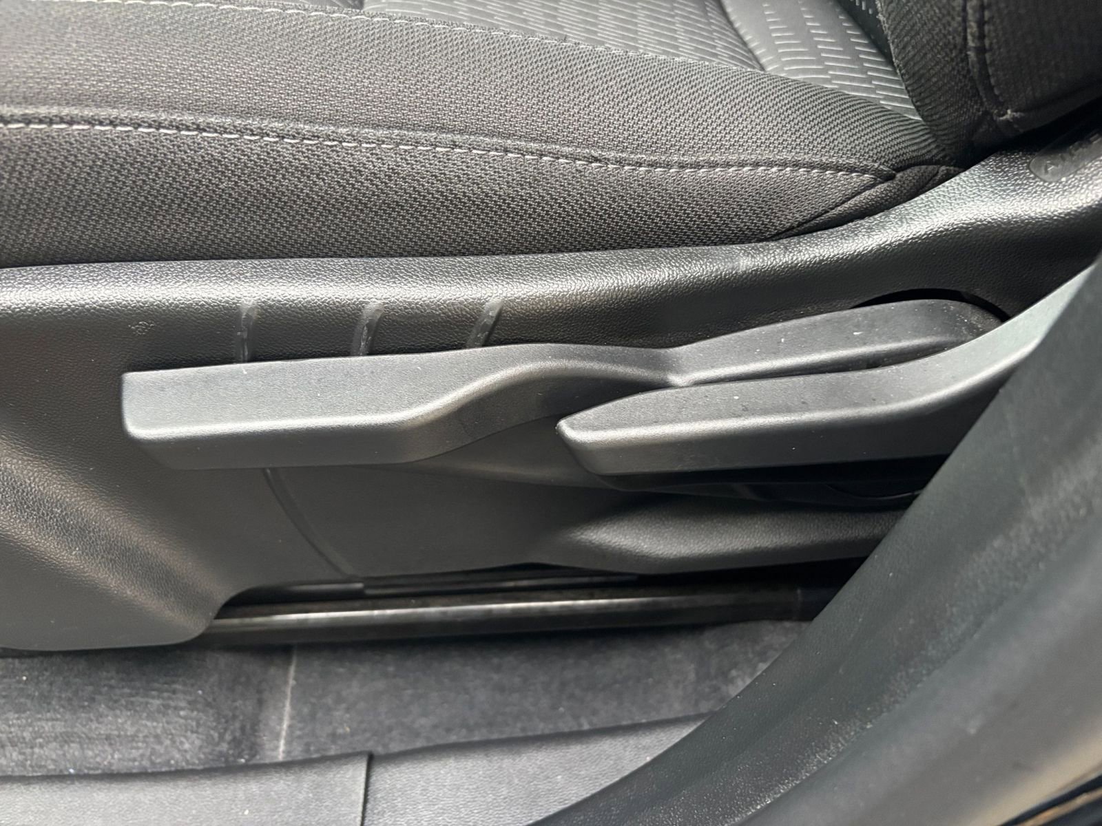 Thumbnail: 2025 Chevrolet Equinox - 23