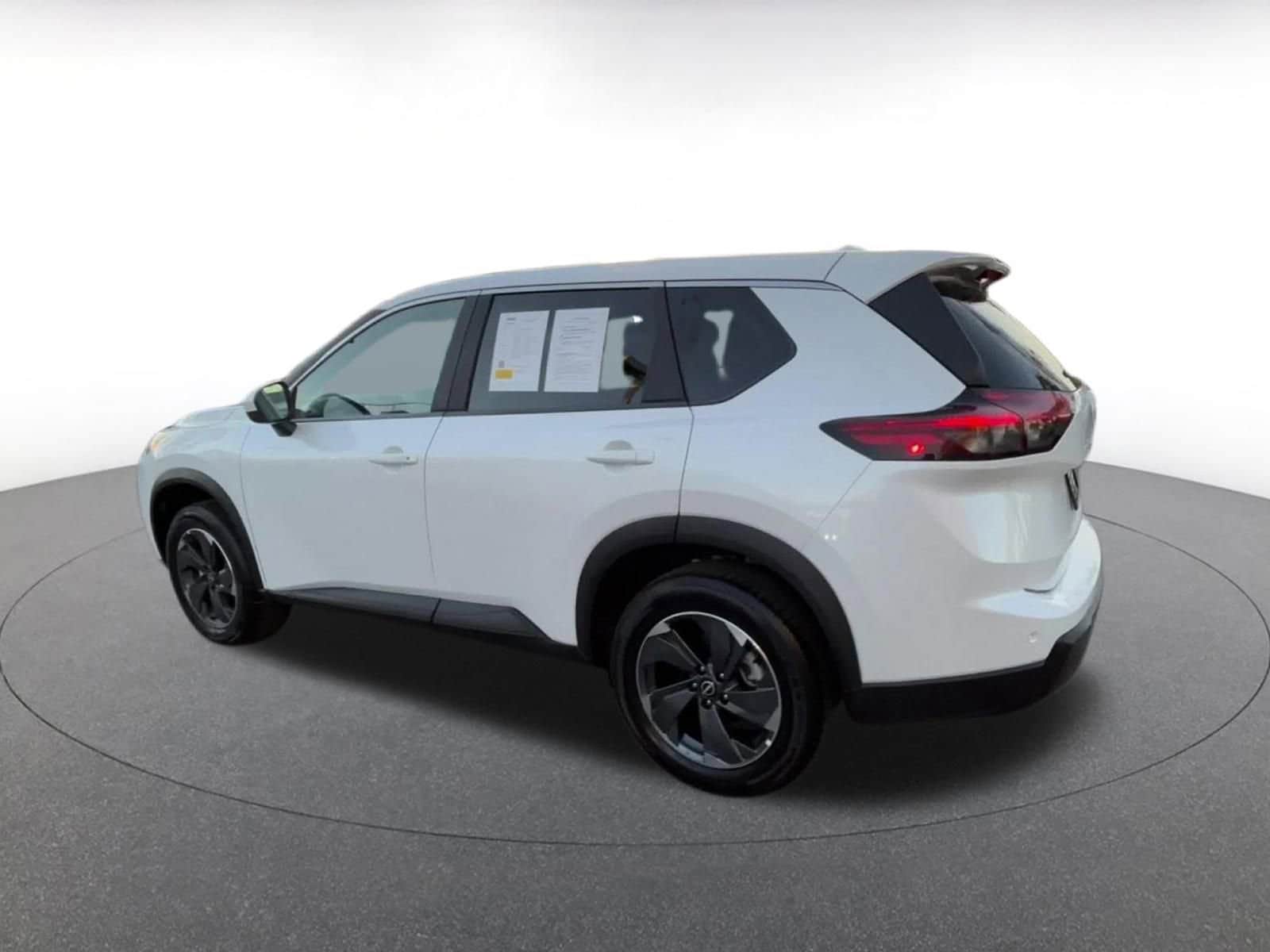 Thumbnail: 2025 Nissan Rogue - 10