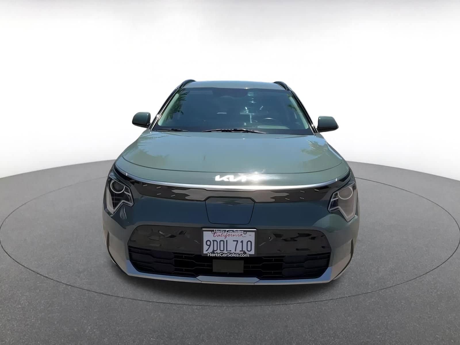 Thumbnail: 2023 Kia Niro - 5