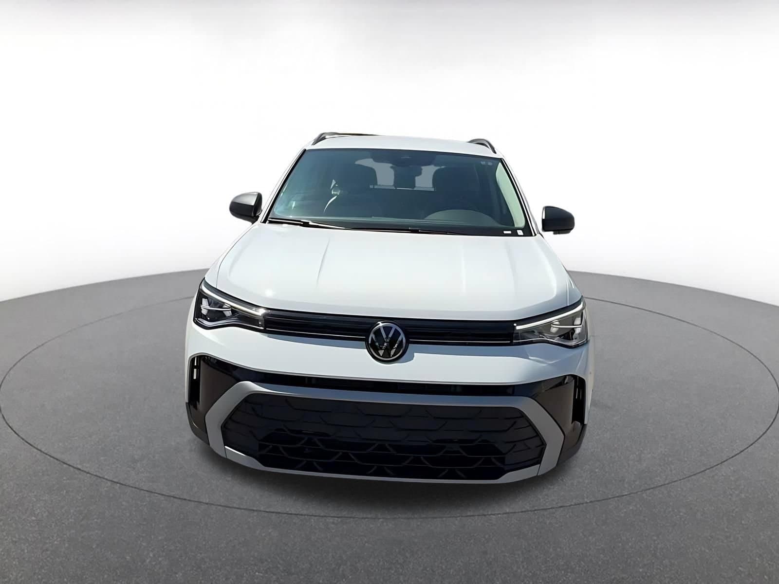 Thumbnail: 2026 Volkswagen Taos - 4
